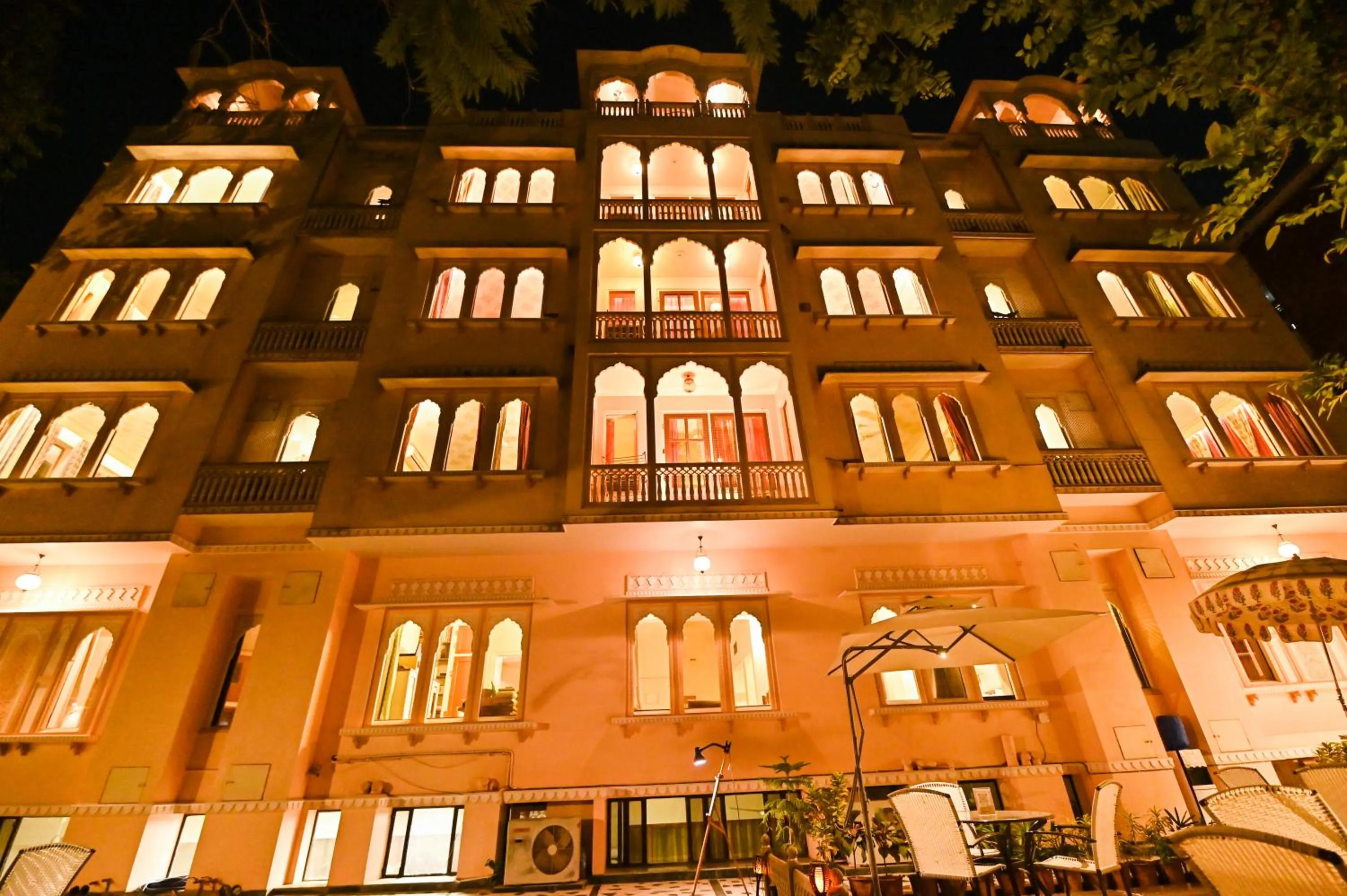 Facade/entrance in Om Niwas Suite Hotel