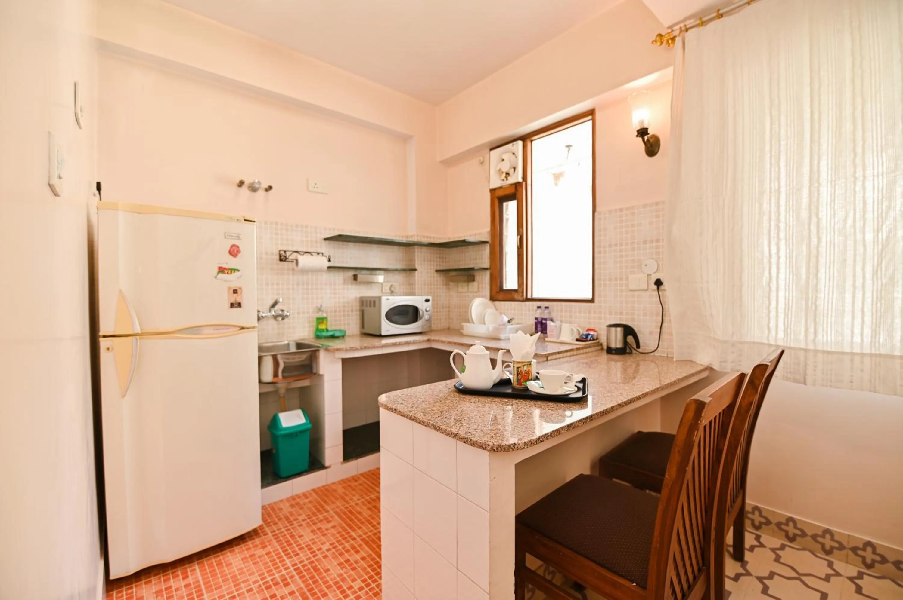 Coffee/tea facilities in Om Niwas Suite Hotel