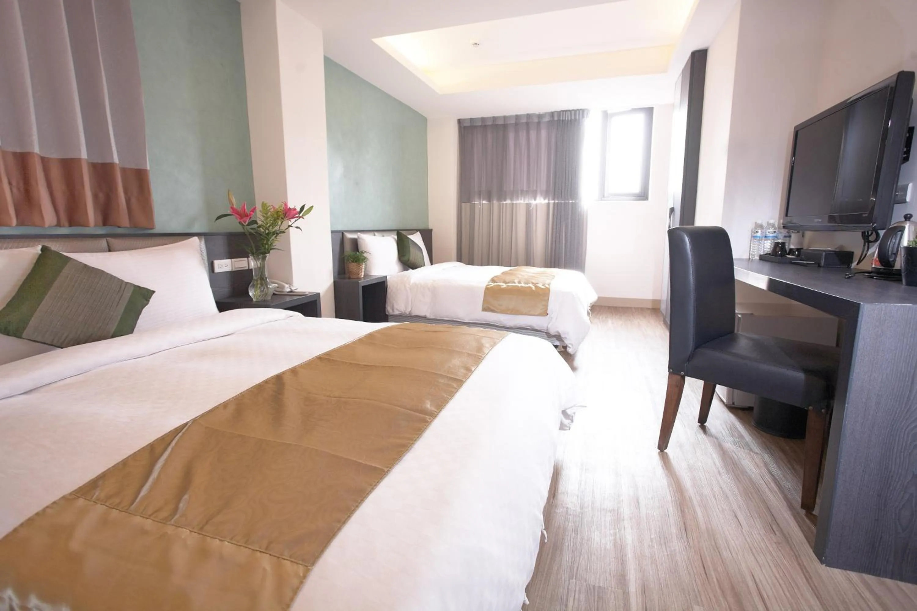 Bed in Jinbao Hotel