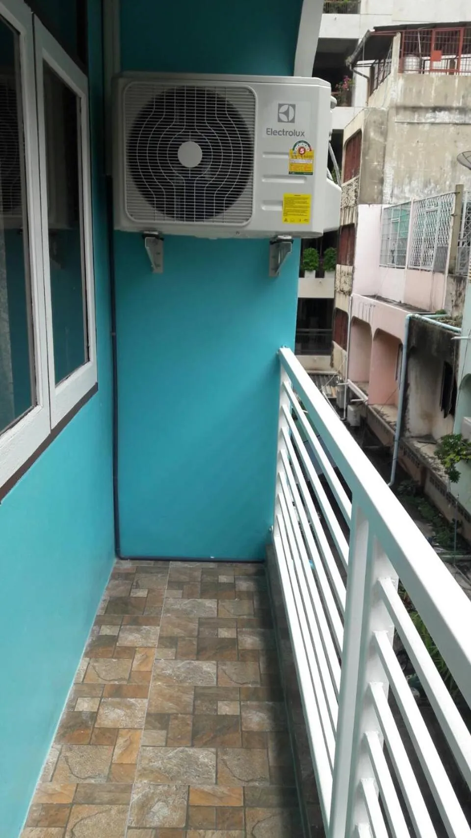 Balcony/Terrace in Danee Hostel