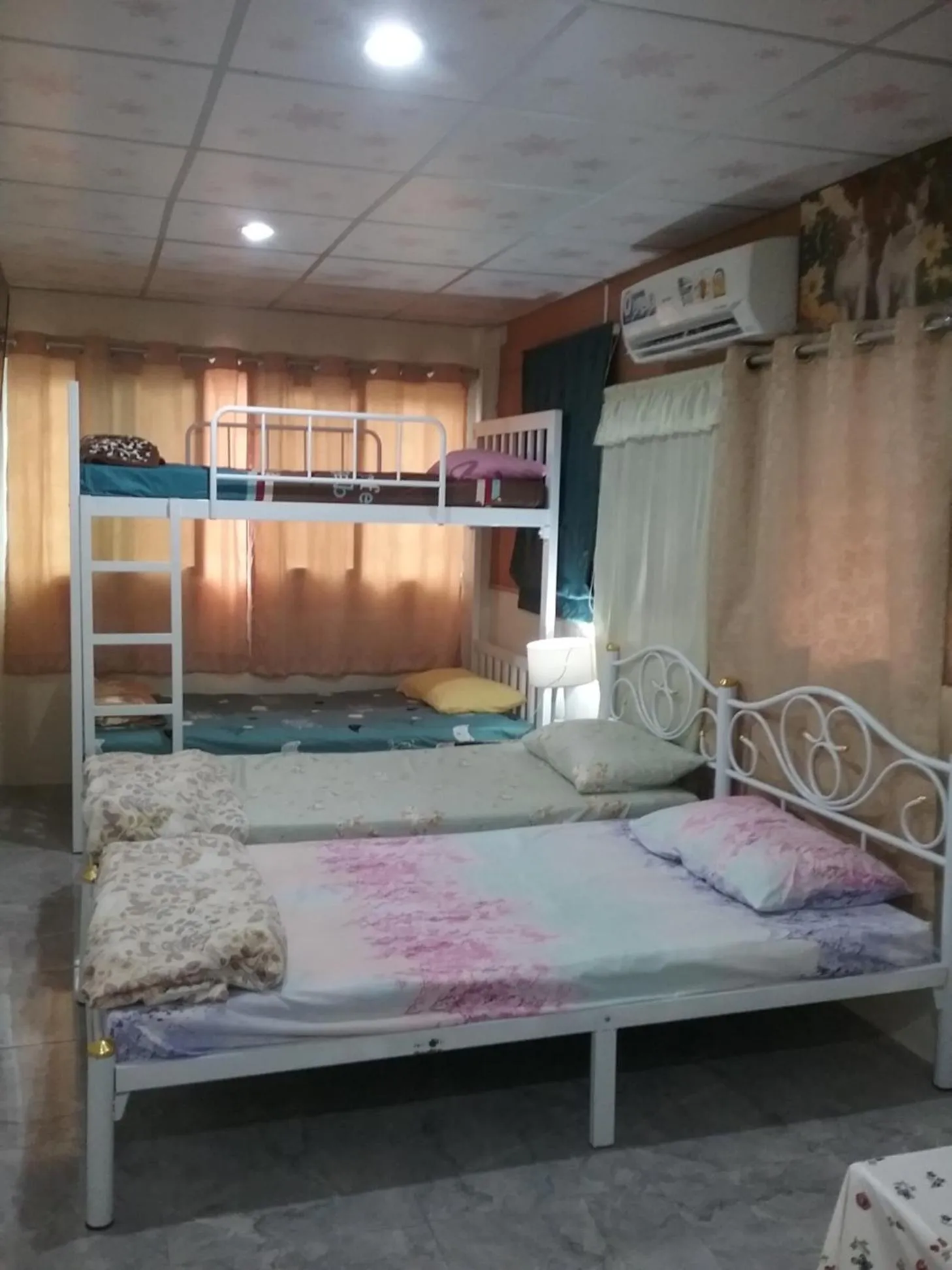 Bed in Danee Hostel