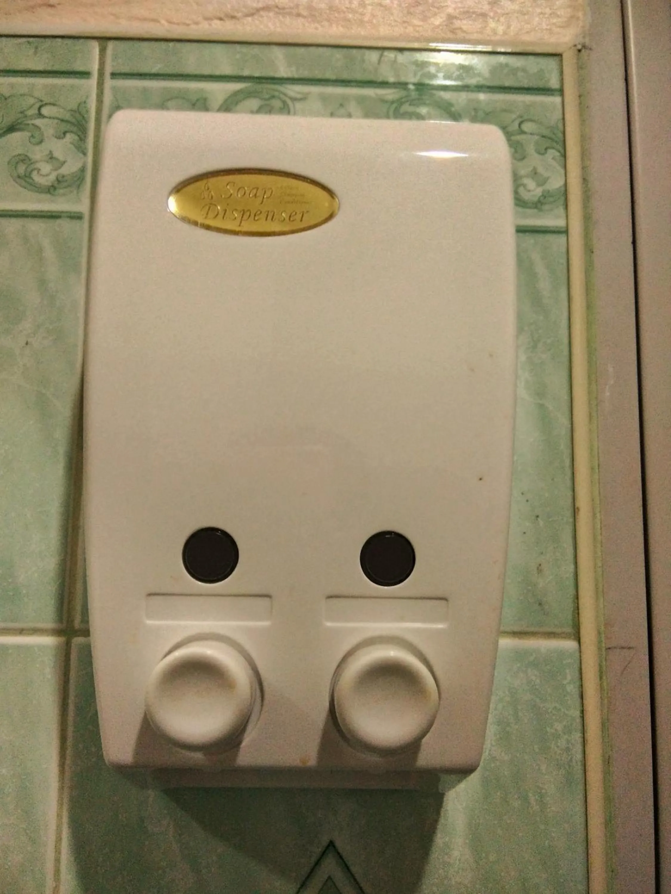 Bathroom in Thepparat Lodge Krabi