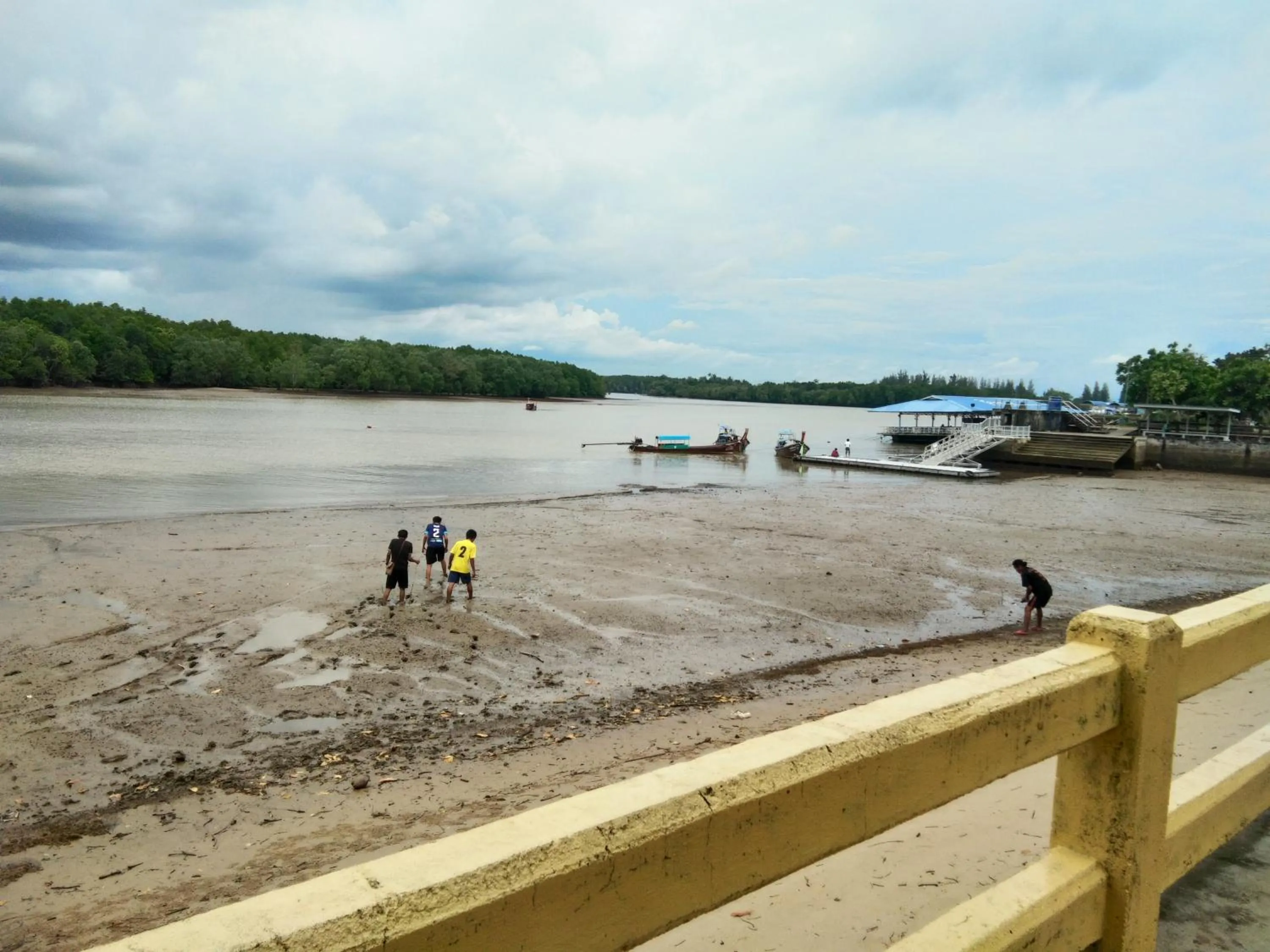 Activities in Thepparat Lodge Krabi