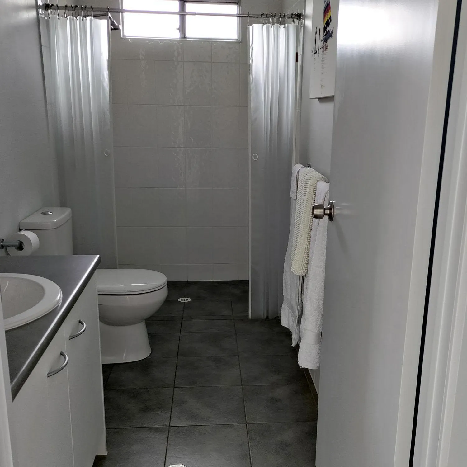 Shower in Gumnut Getaway BnB