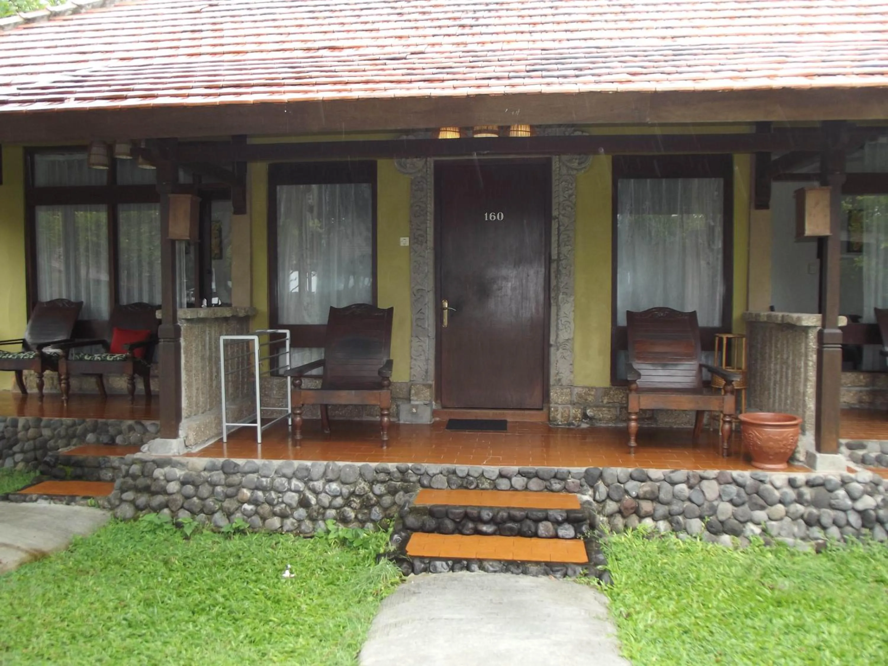 Facade/entrance in Peneeda View Beach Hotel