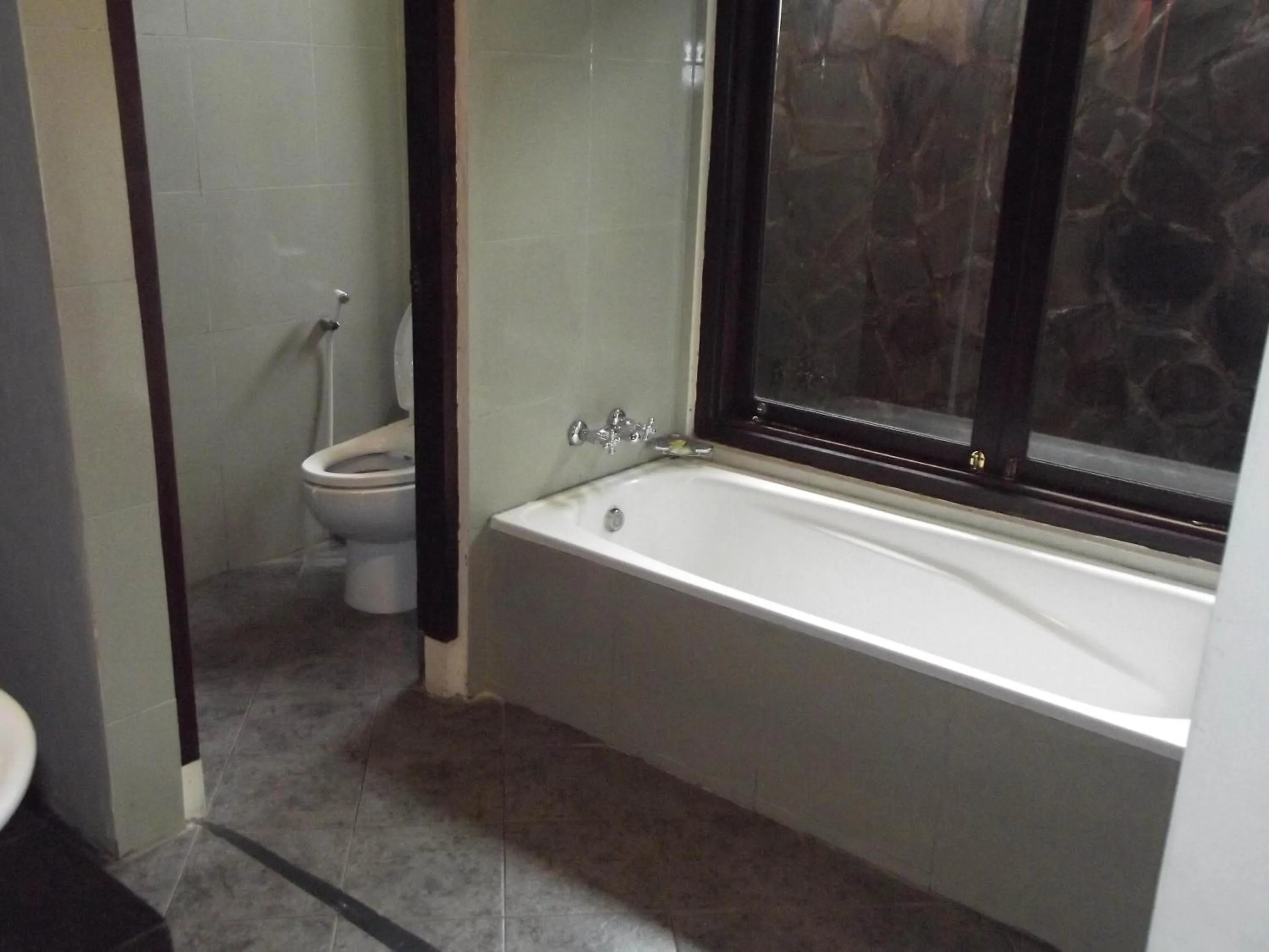 Bathroom in Peneeda View Beach Hotel