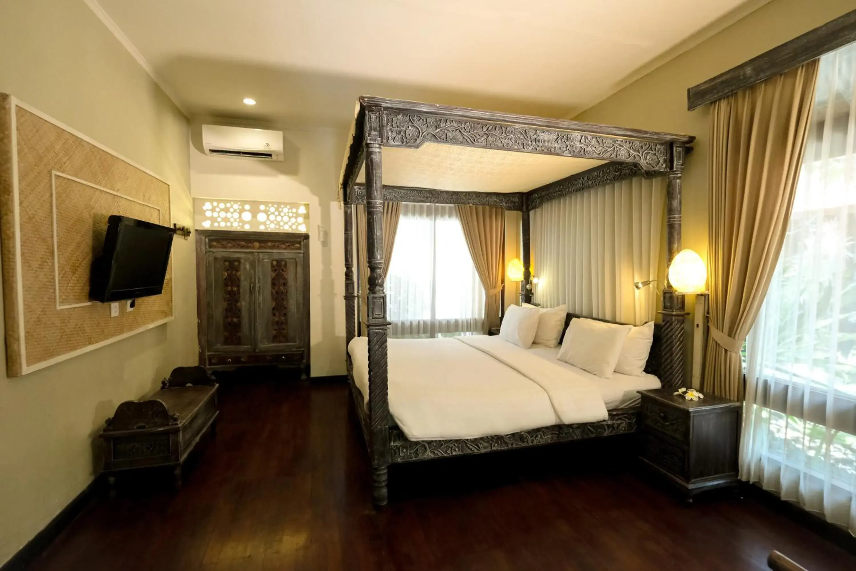 Honeymooner Room in Peneeda View Beach Hotel Honeymooner Room in Peneeda View Beach Hotel