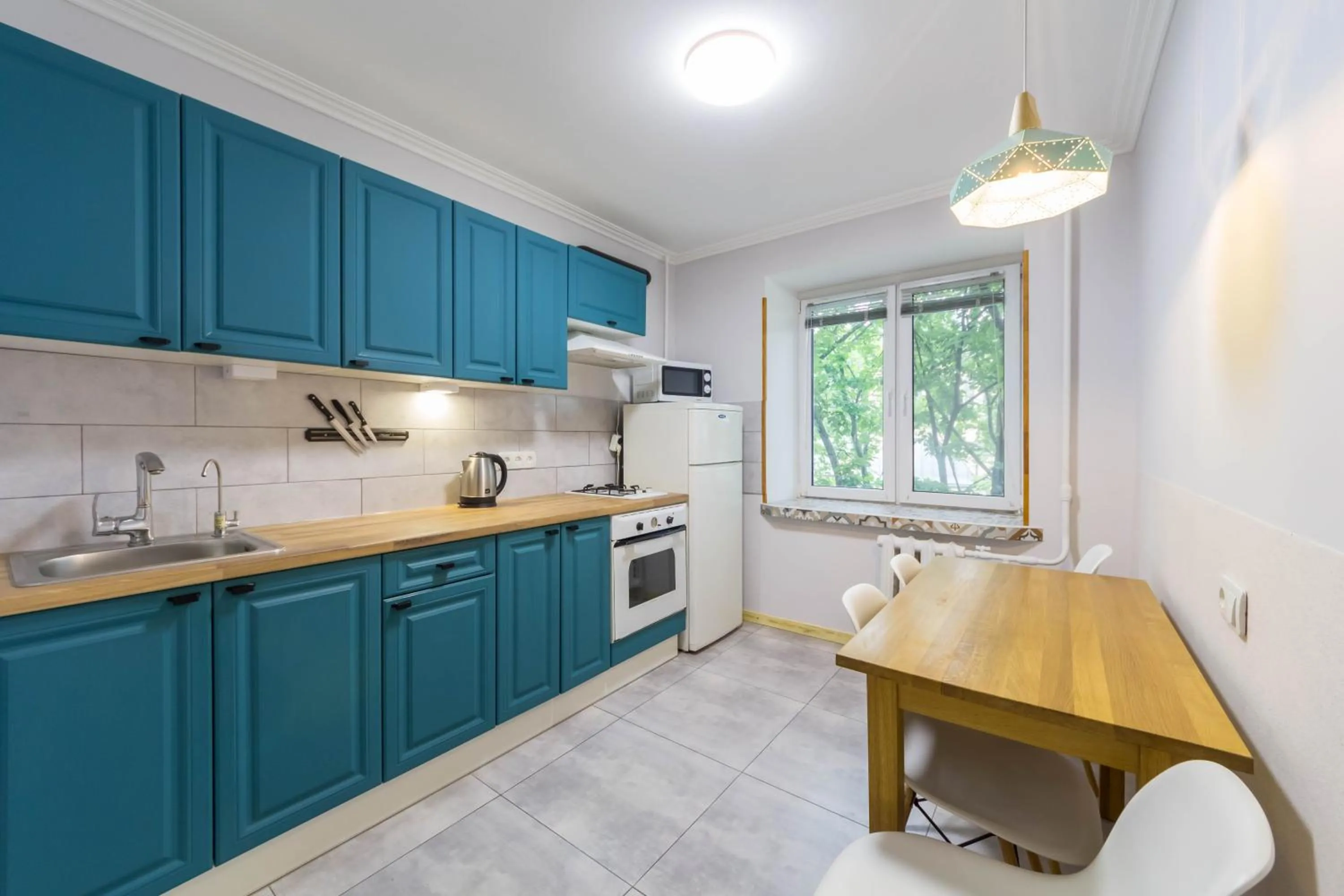 kitchen in Central Dayflat Apartments