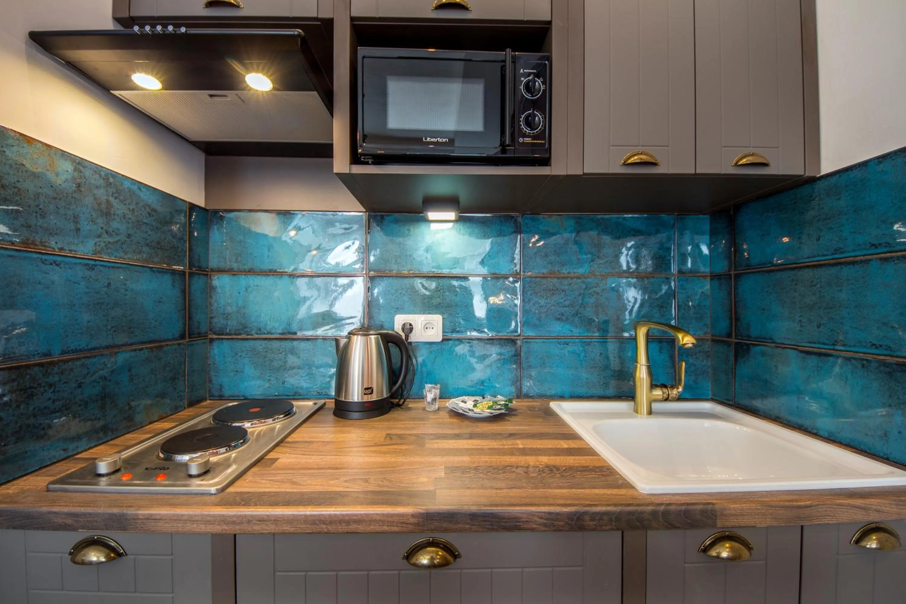 Kitchen or kitchenette in Central Dayflat Apartments