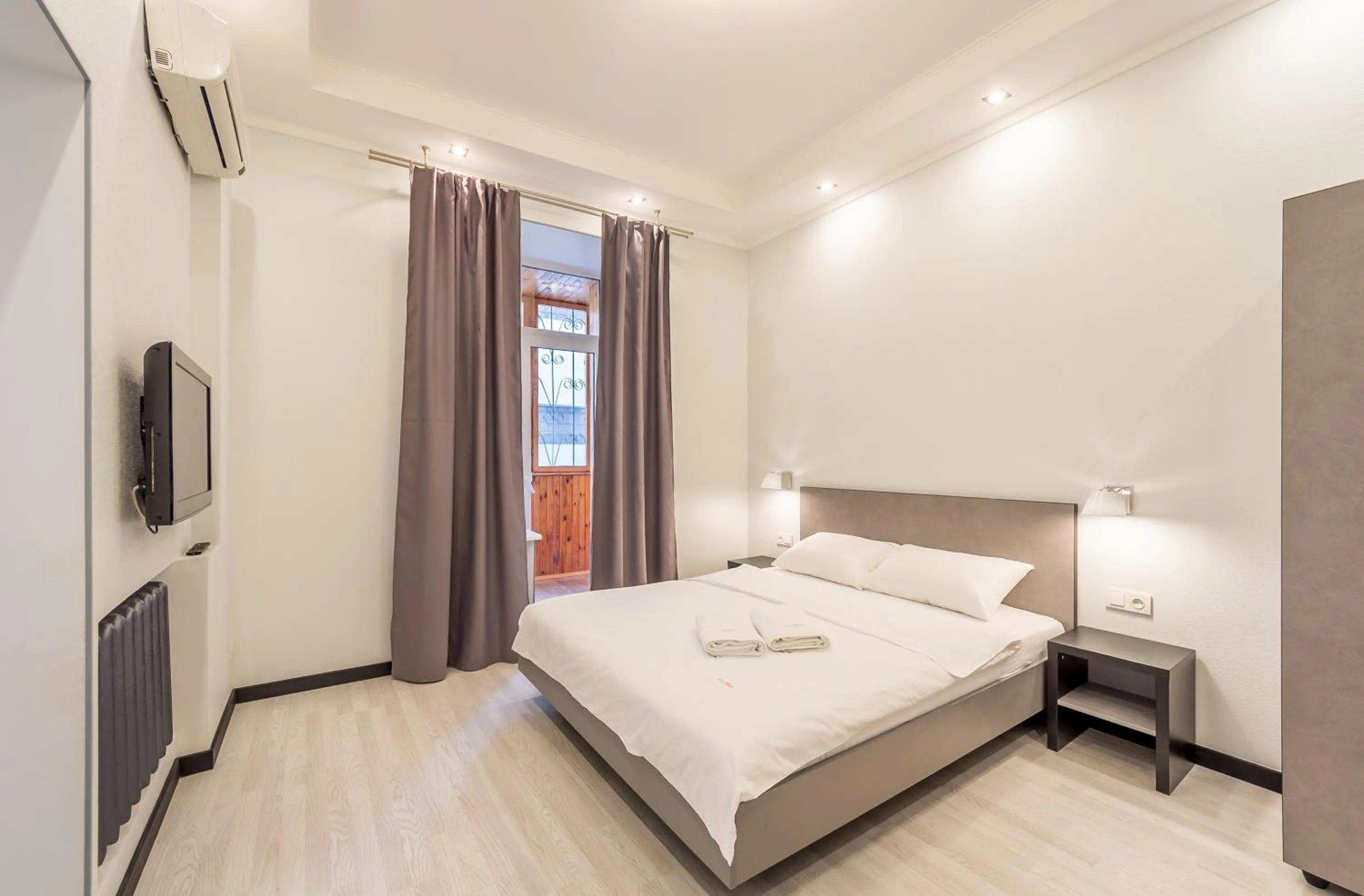 Bed in Central Dayflat Apartments