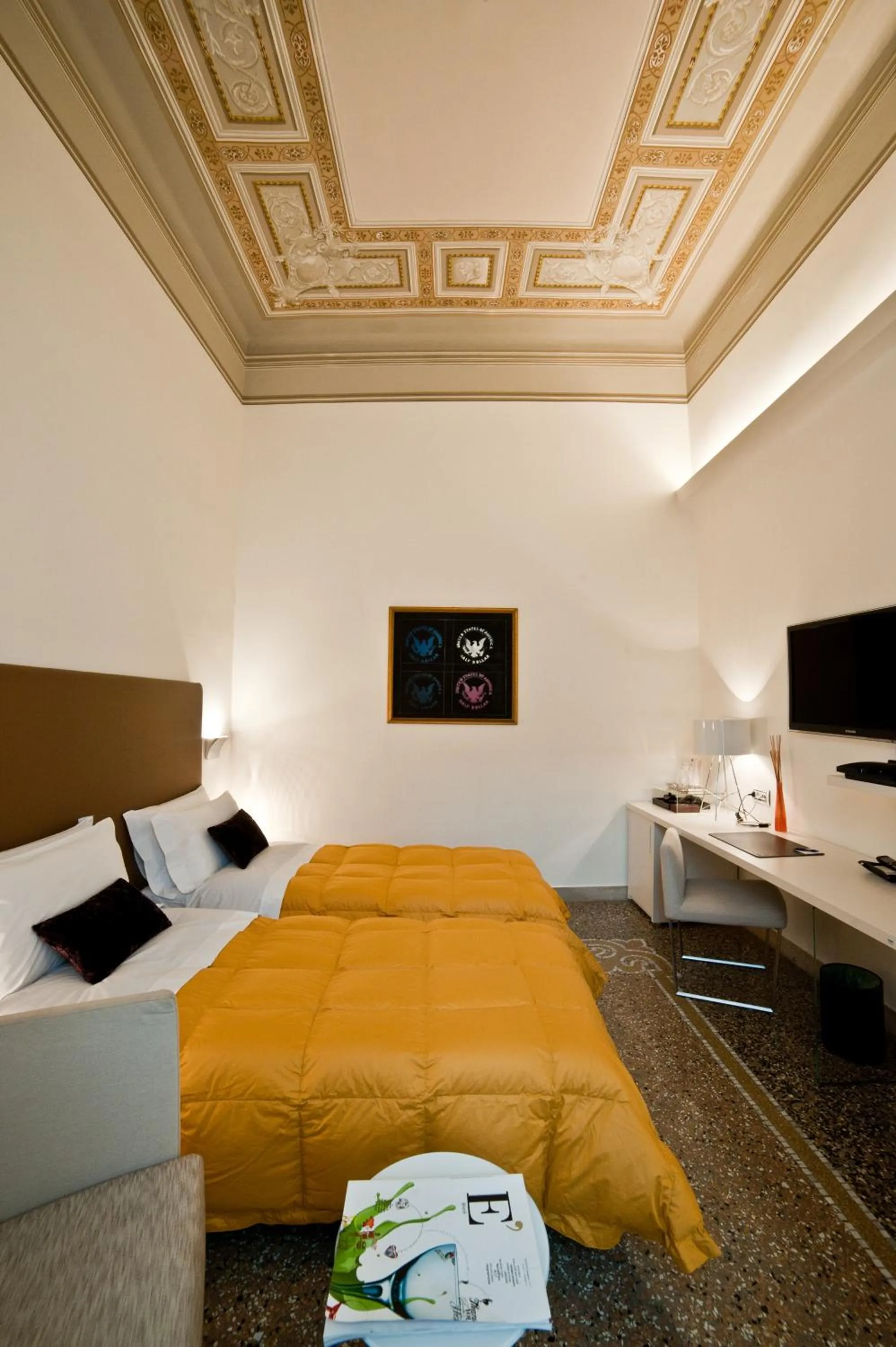 Photo of the whole room, Bed in Town House Cavour