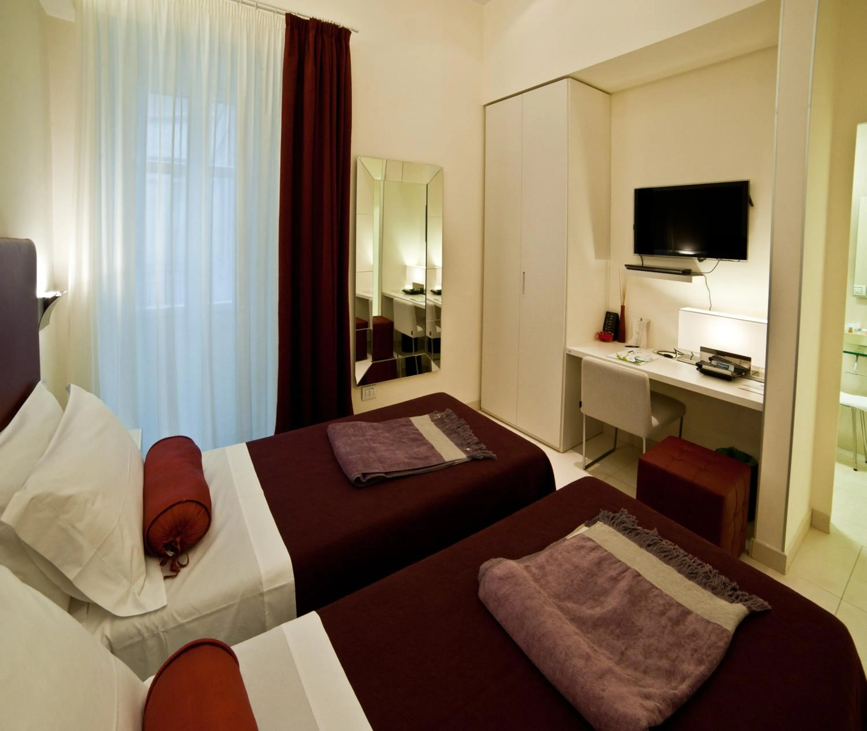 Photo of the whole room, Bed in Town House Cavour