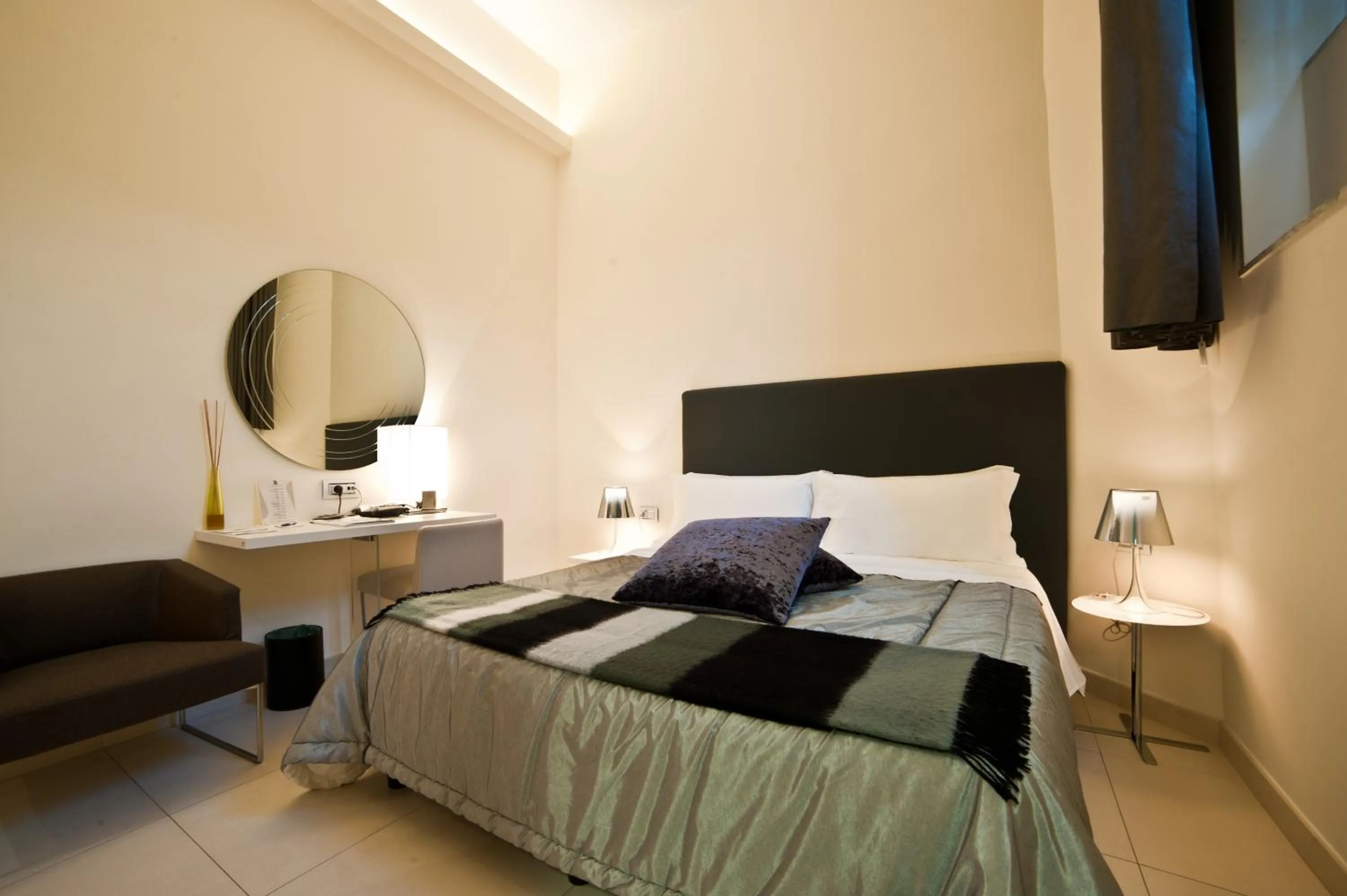 Photo of the whole room, Bed in Town House Cavour