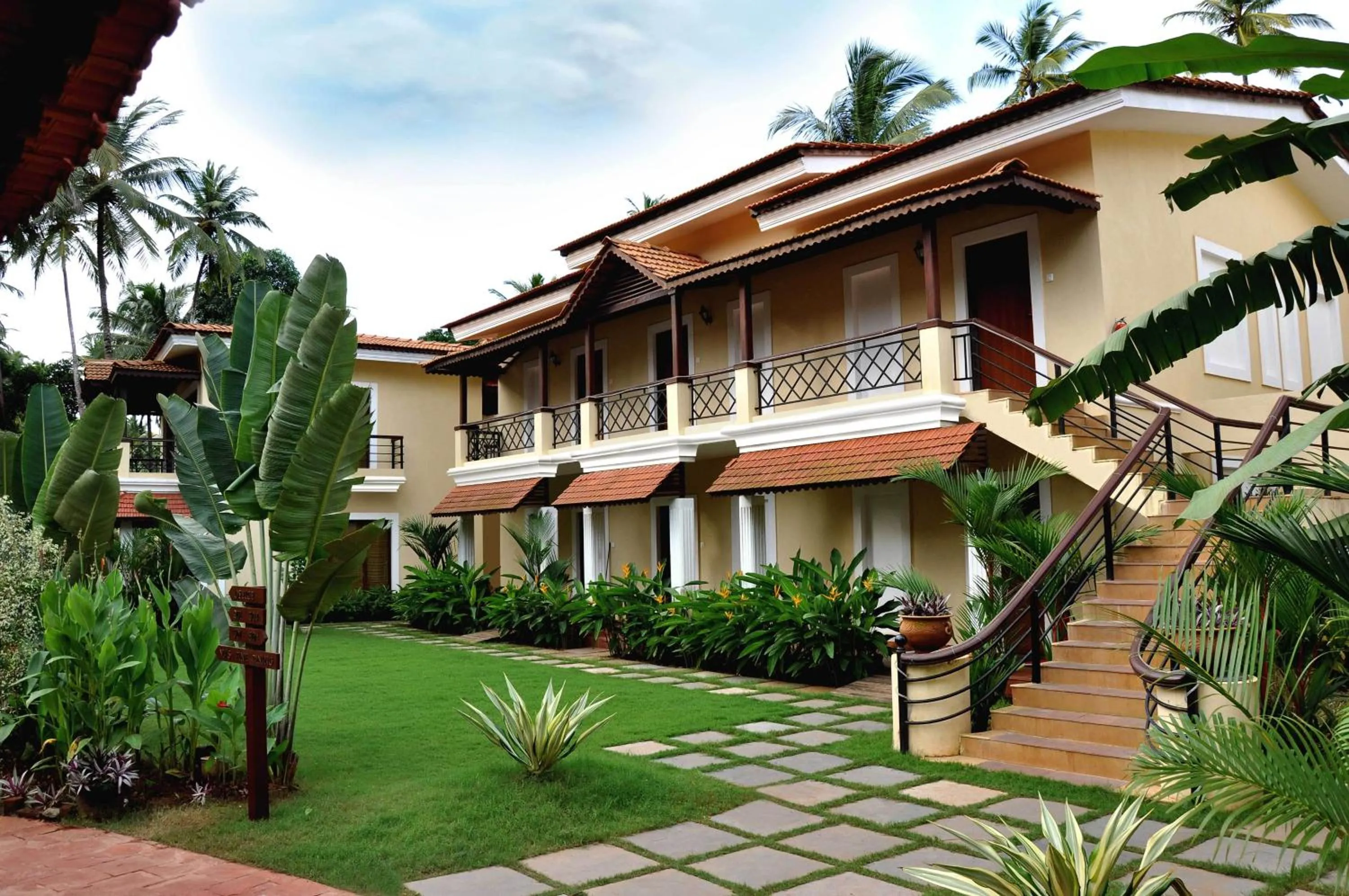 Facade/entrance in Devasthali - The Valley of Gods