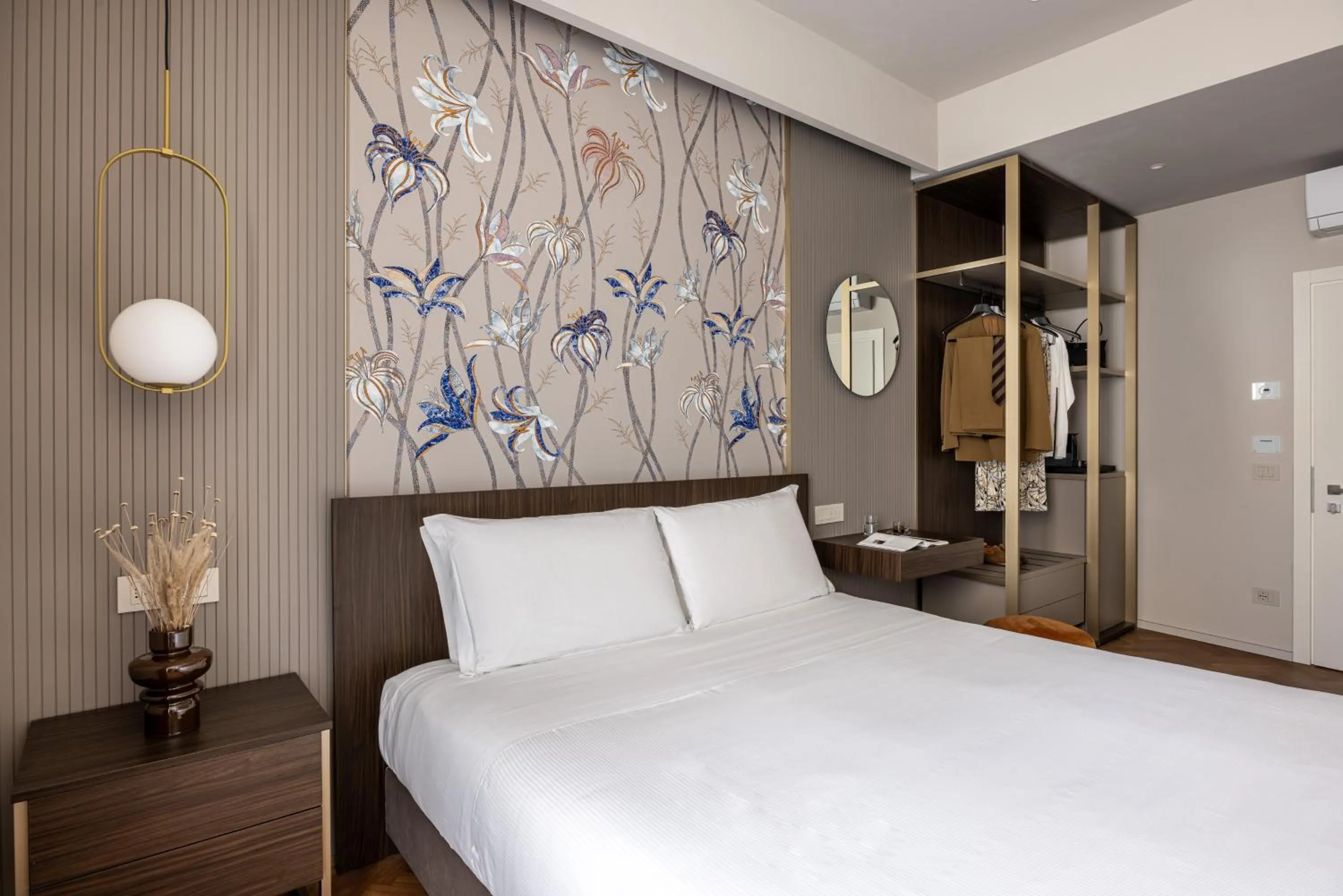 Bedroom, Bed in Aramis Deluxe Rooms