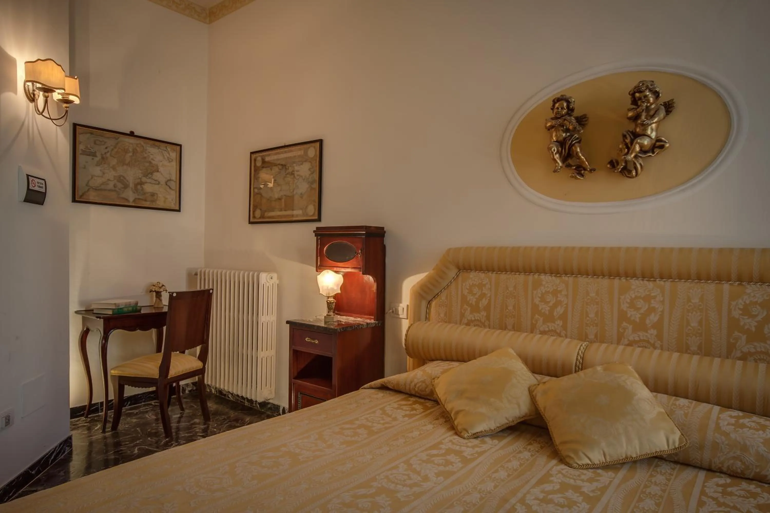 Bedroom, Bed in Florence Dream Domus