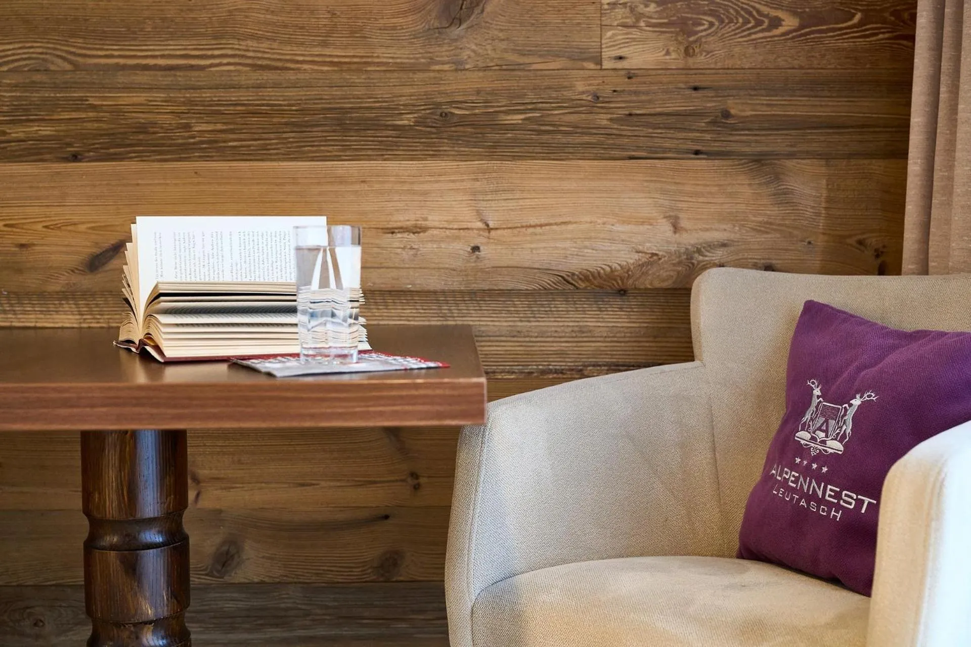 Seating area in Hotel Alpennest