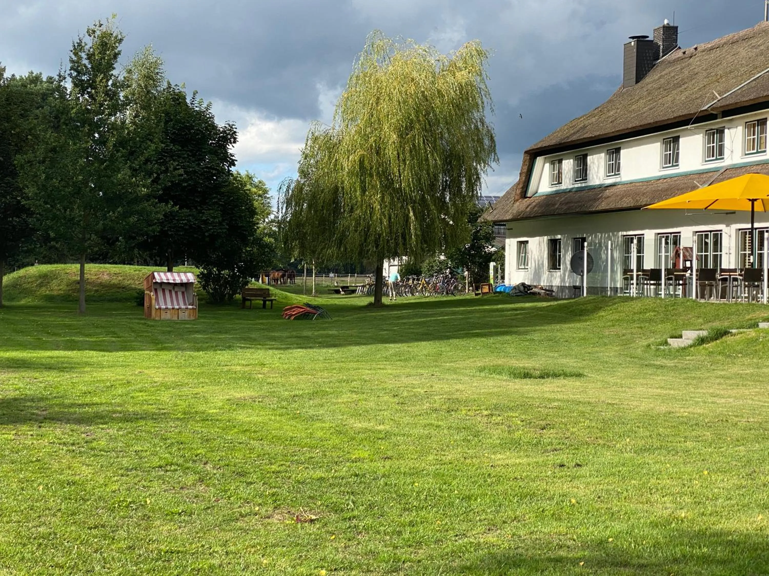 Property building in Friesenhof Hotel-Restaurant-Reitanlage