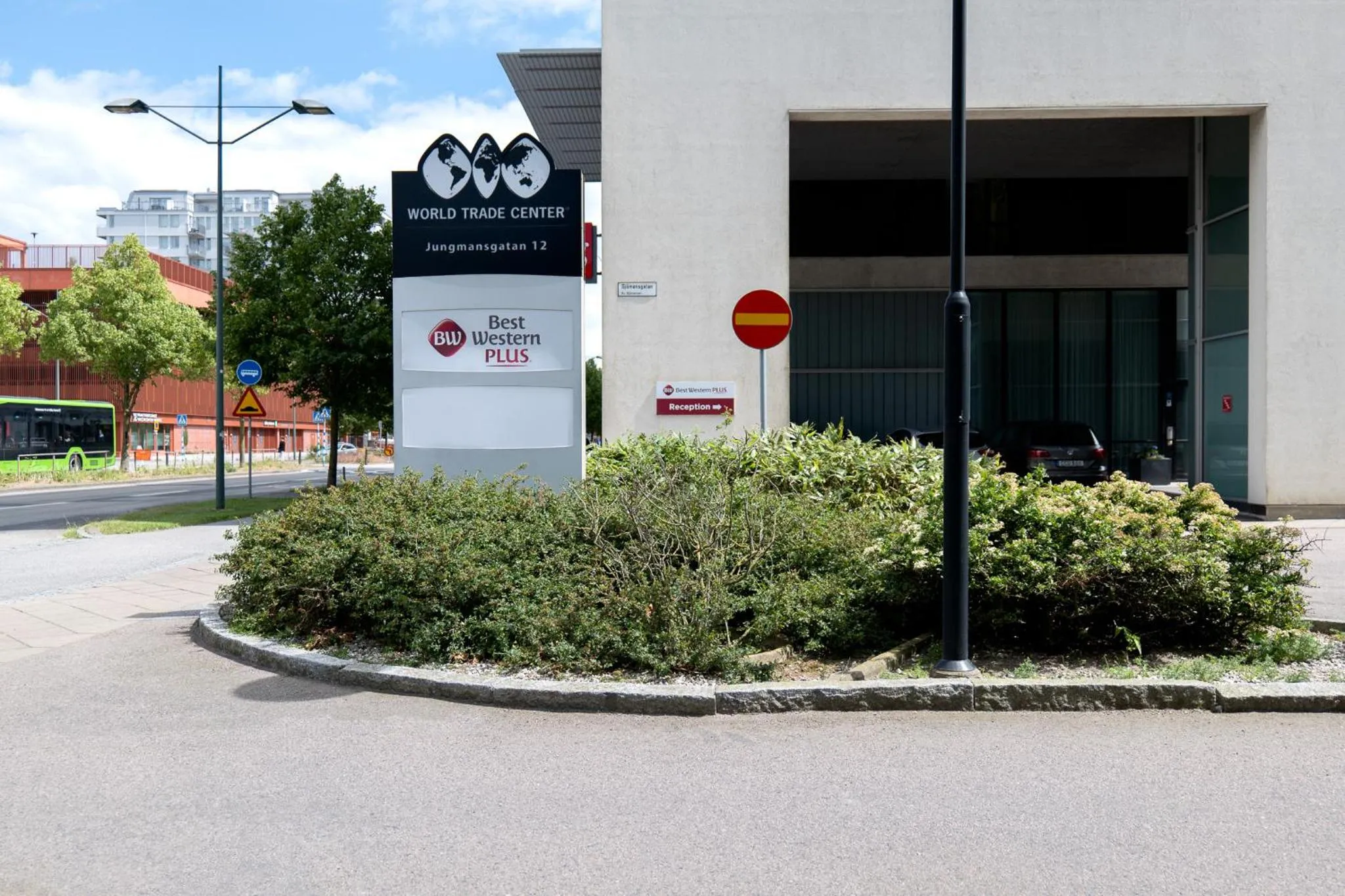 Facade/entrance in Best Western Plus Park City Malmö