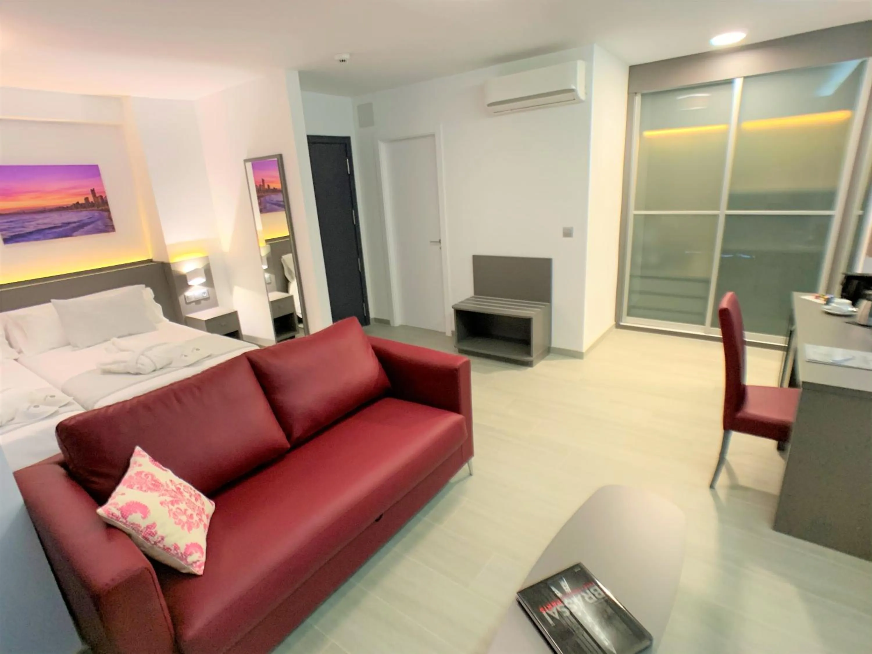 Coffee/tea facilities in Los Álamos