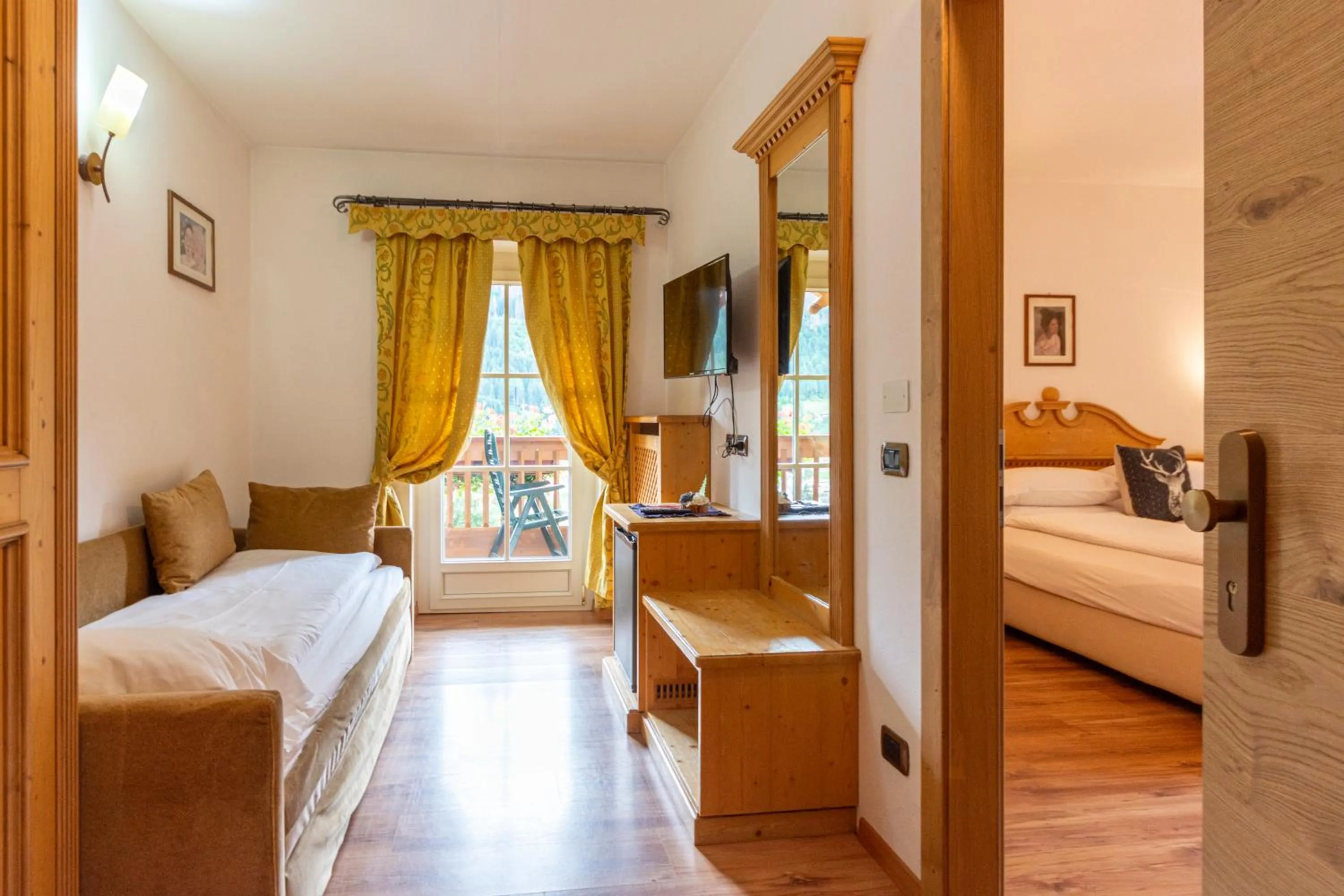 Bed in Monza Dolomites Hotel