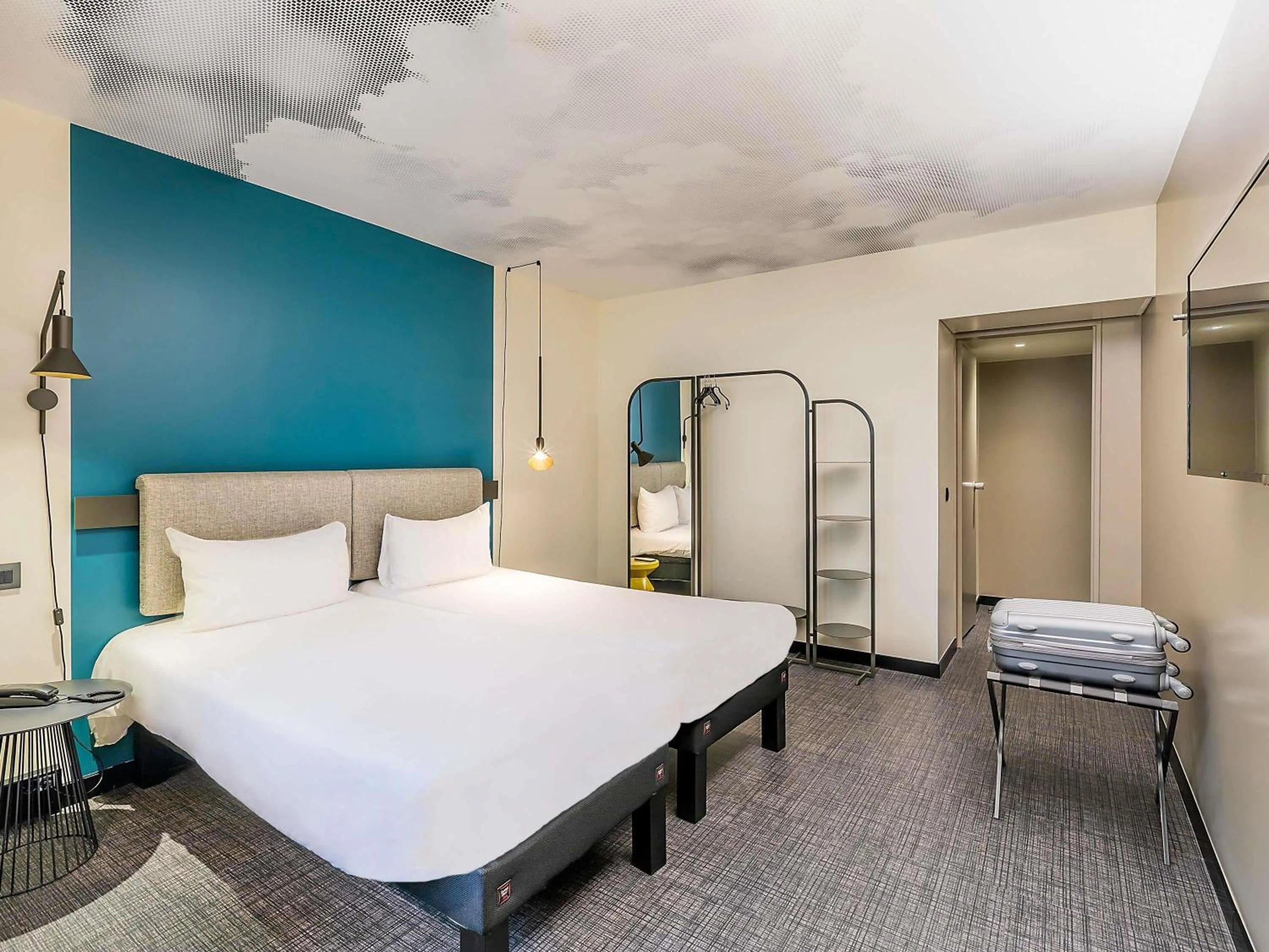 Bedroom, Bed in Ibis Malaga Centro Ciudad