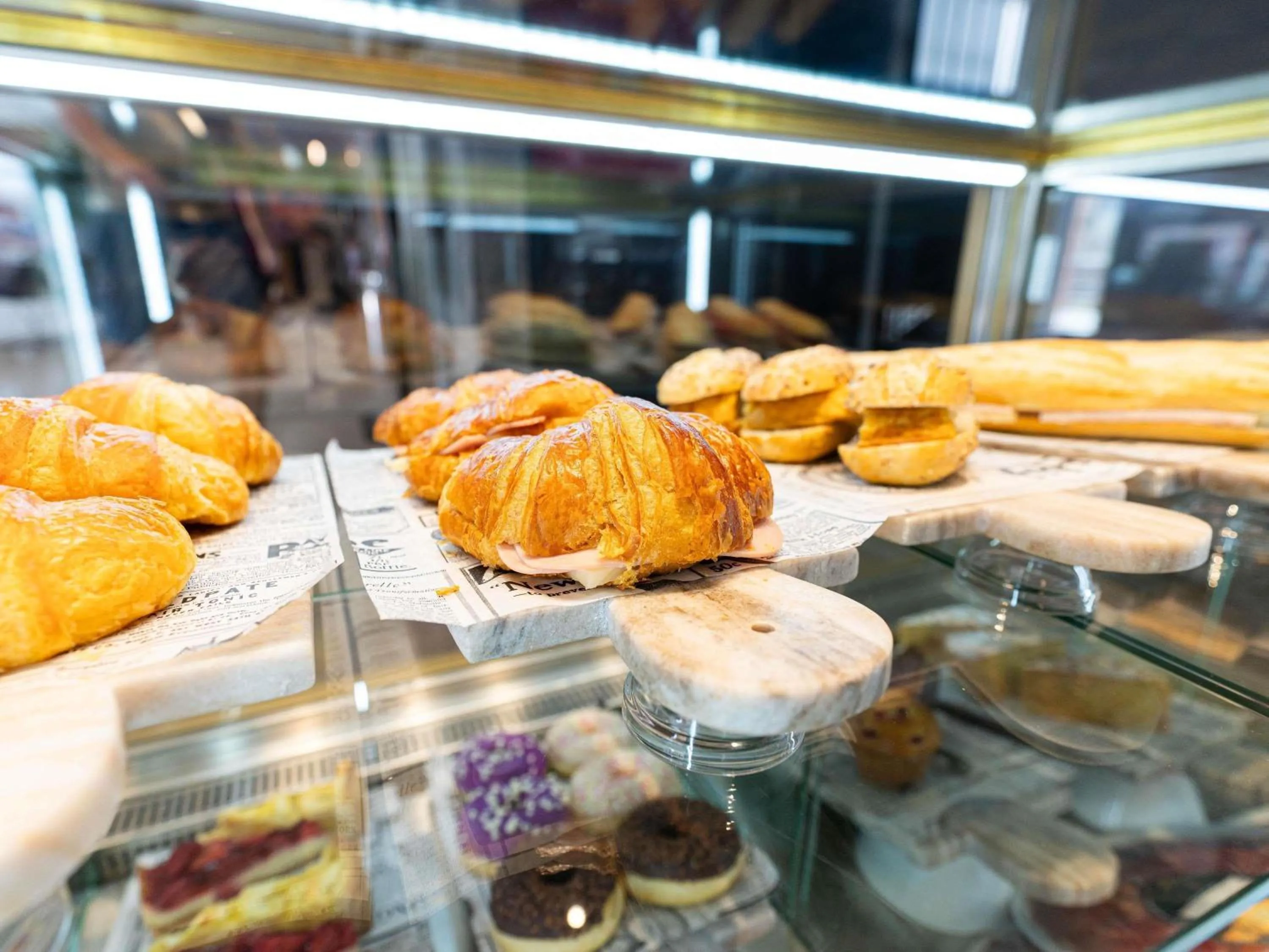 Lounge or bar in Ibis Malaga Centro Ciudad