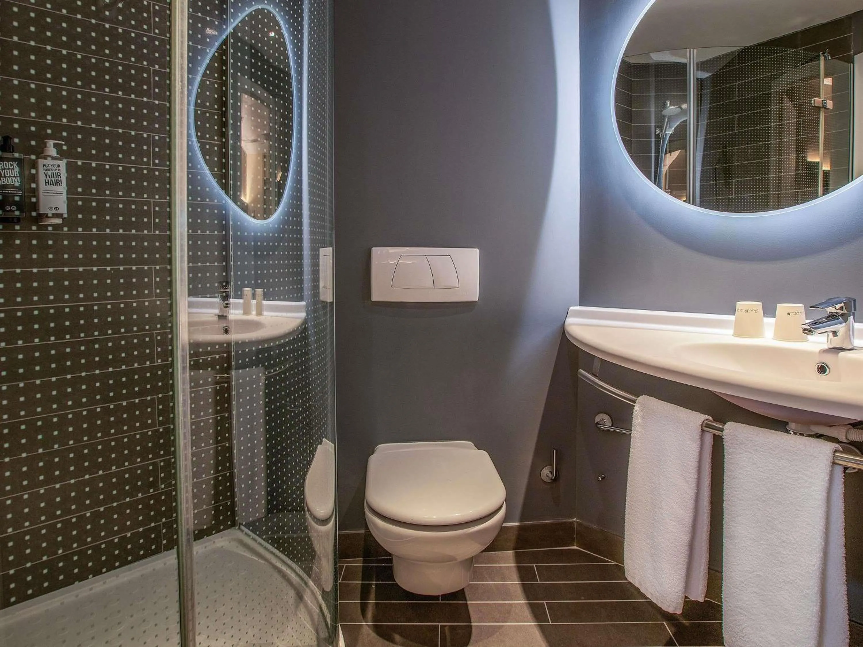 Bedroom in Ibis Malaga Centro Ciudad