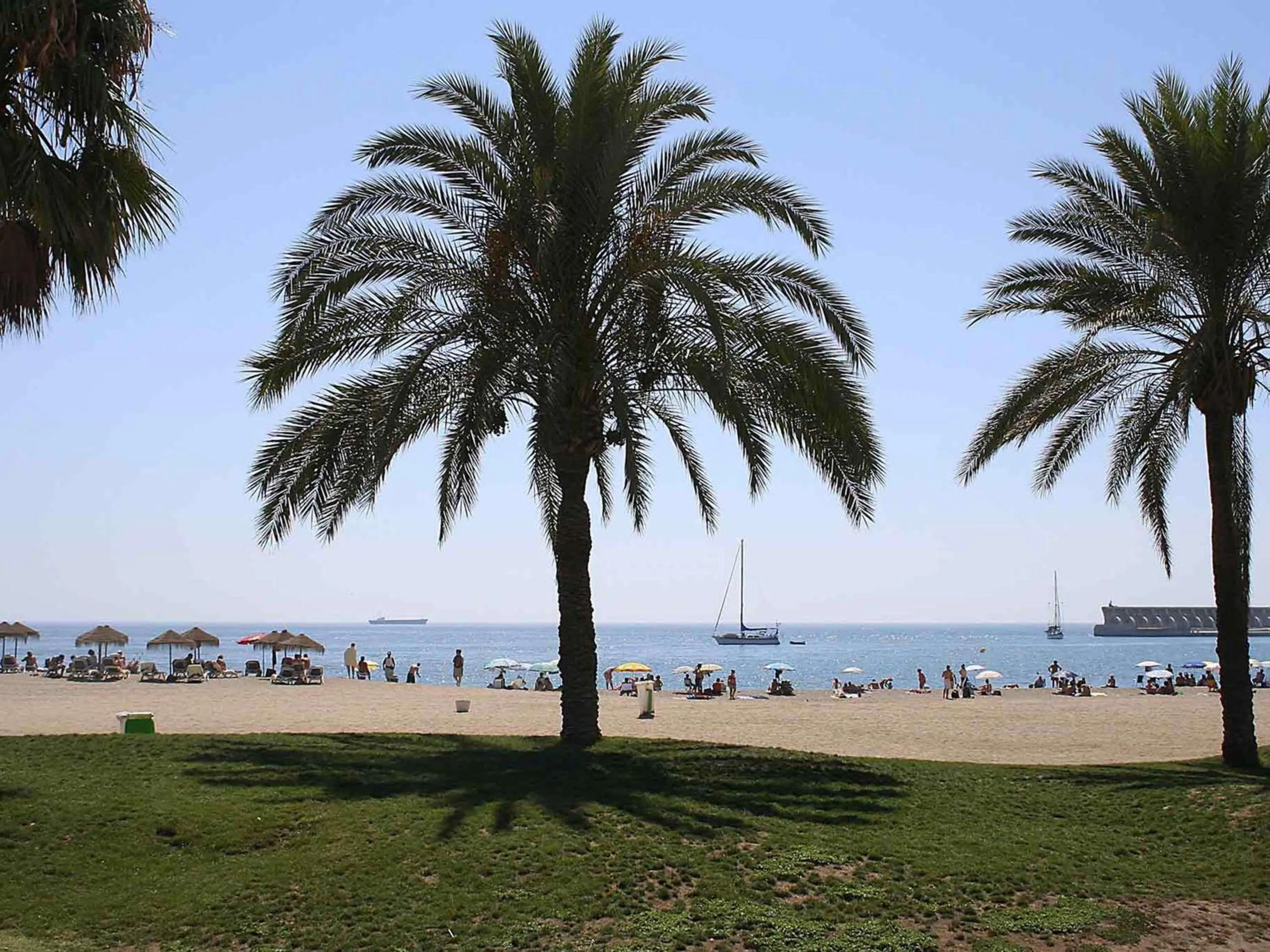 Property building in Ibis Malaga Centro Ciudad