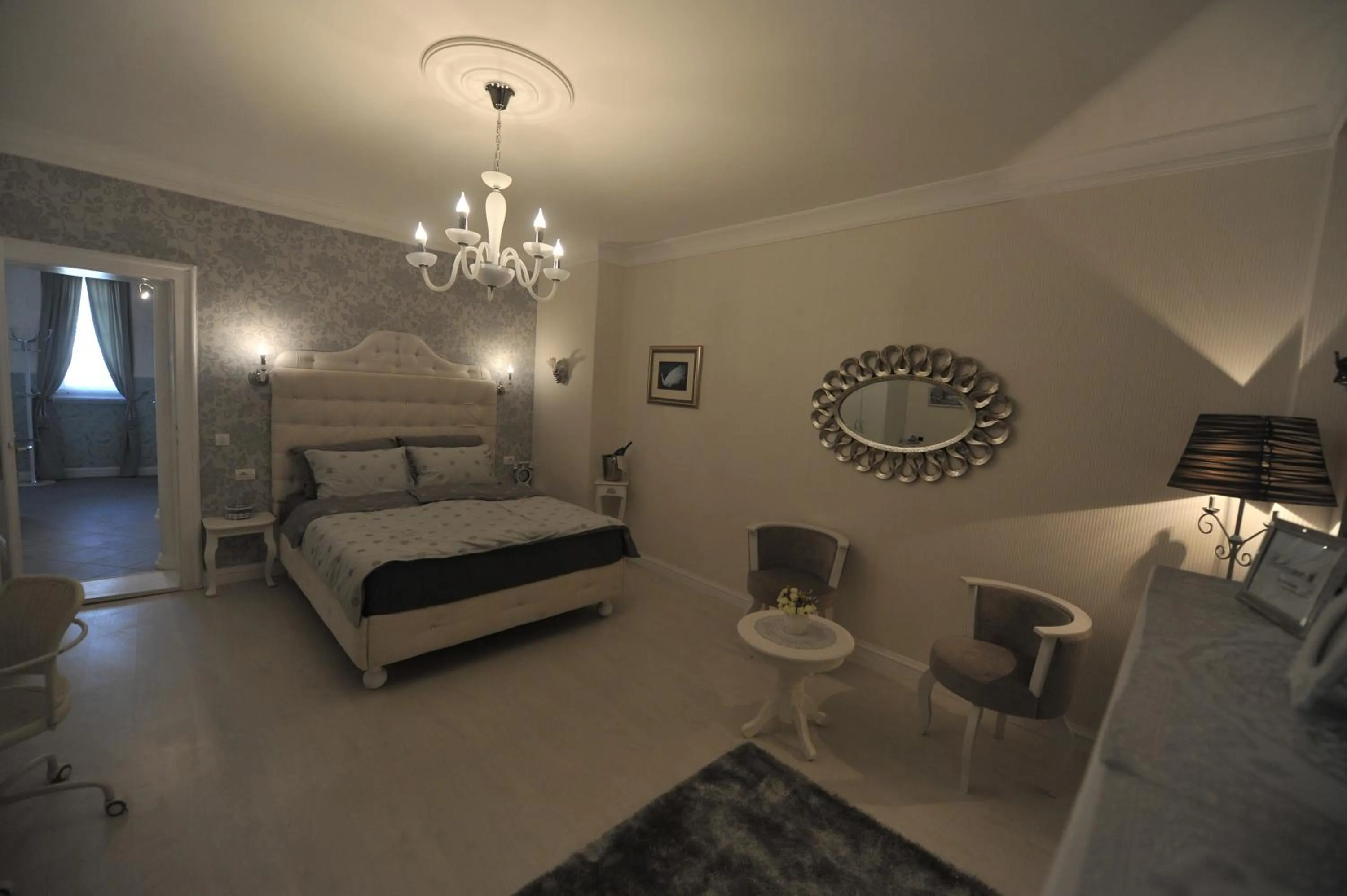 Margot Luxury Studio