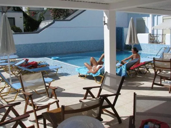 Swimming pool in Glaros Hotel Apartment