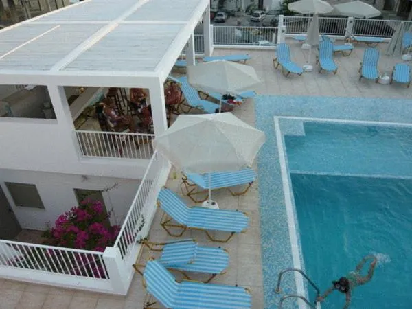 Swimming pool in Glaros Hotel Apartment