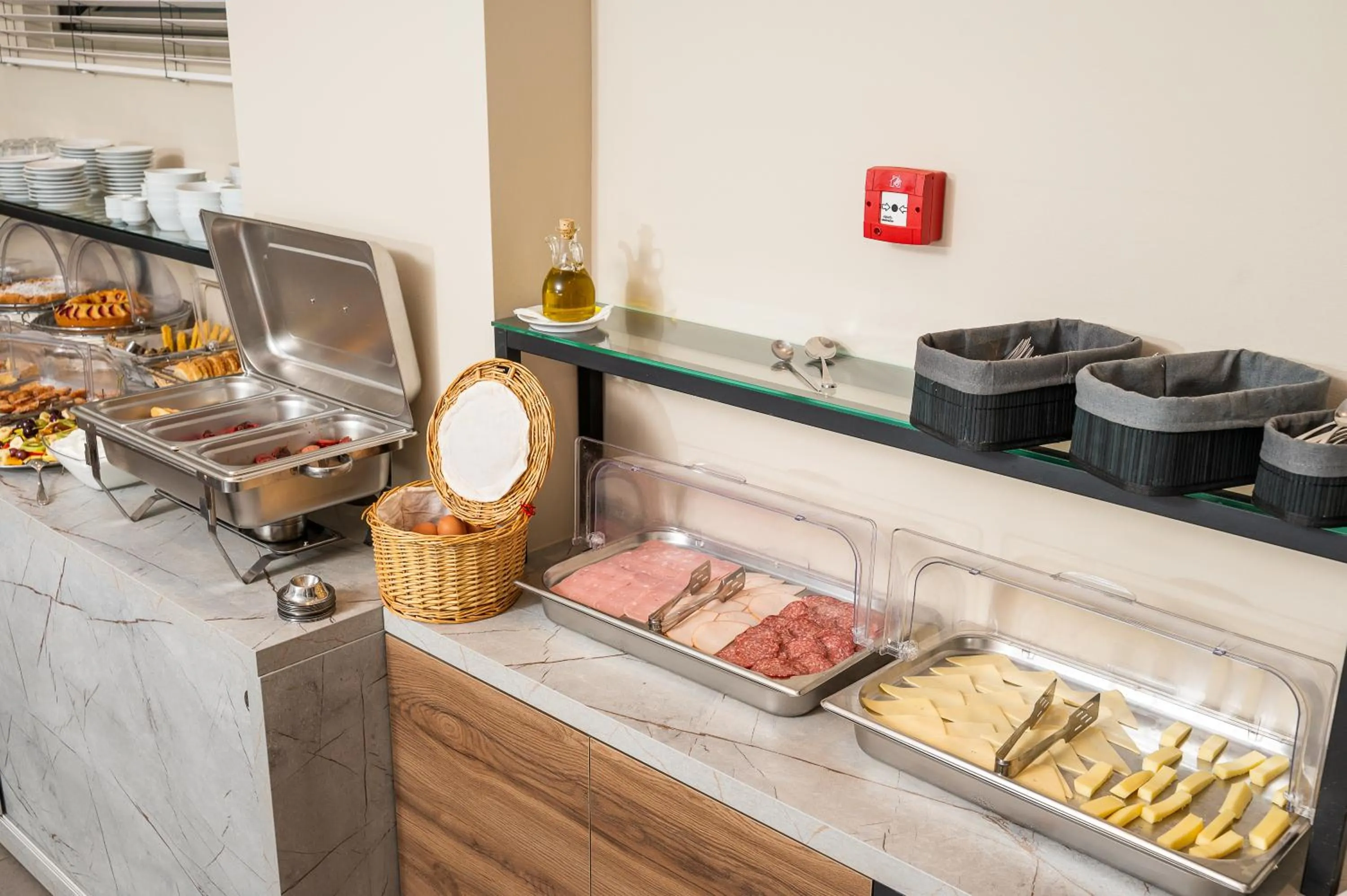 Glaros Hotel Apartment