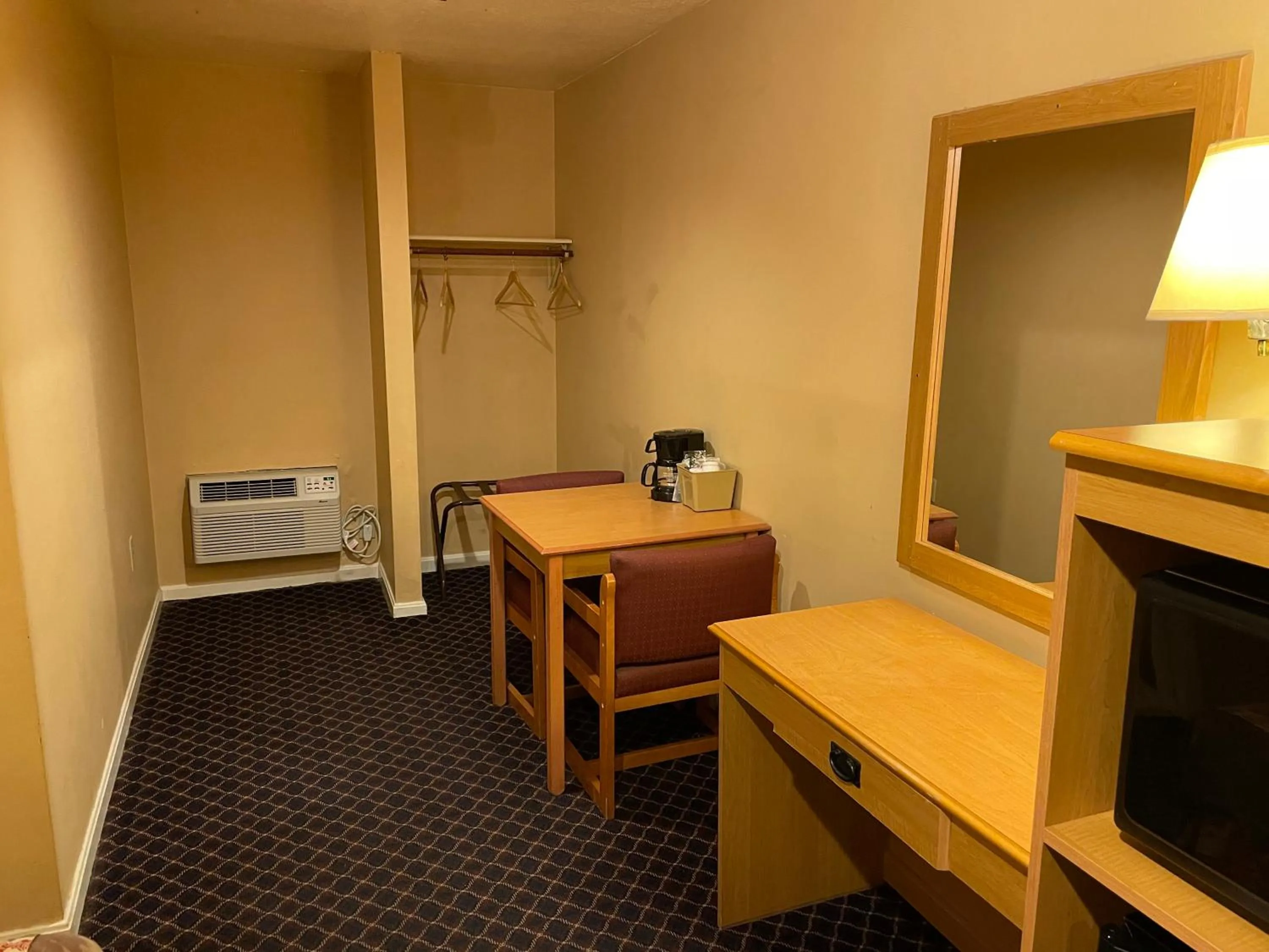 Seating area in Wildwood Inn