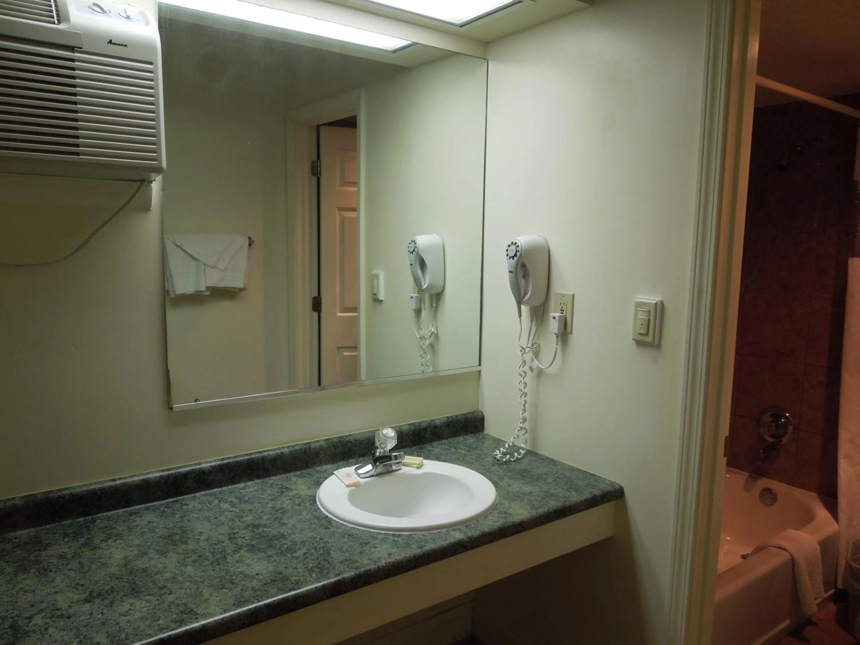 Bathroom in Wildwood Inn