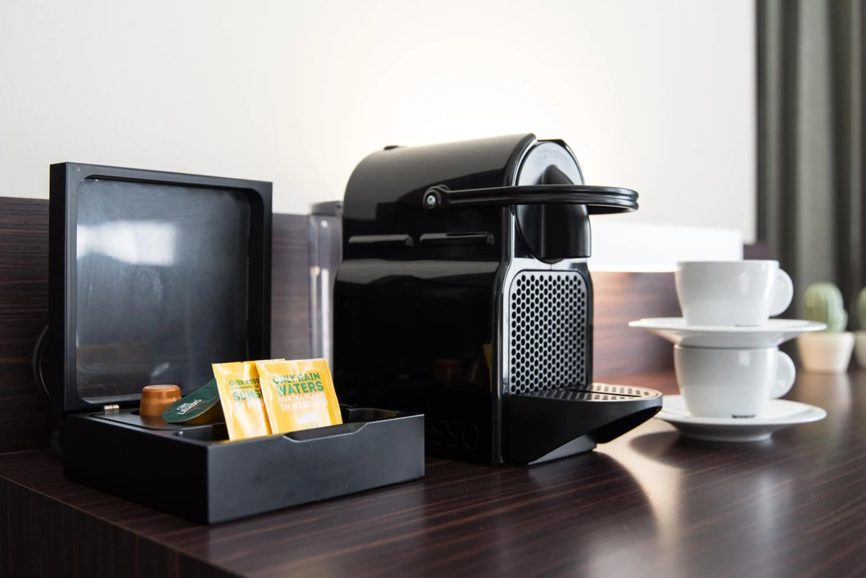 Coffee/tea facilities in Le Merceny Motel