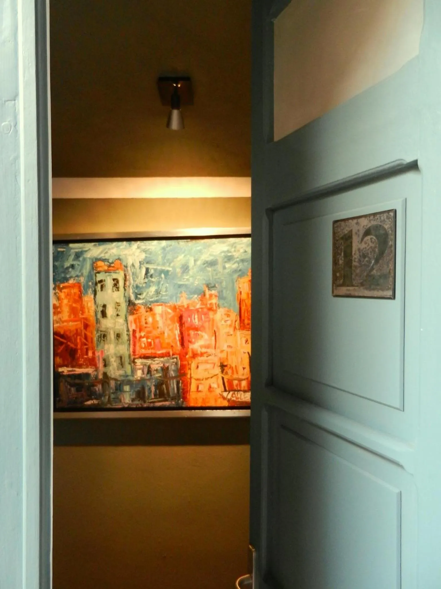 Photo of the whole room in La Casa del Atrio