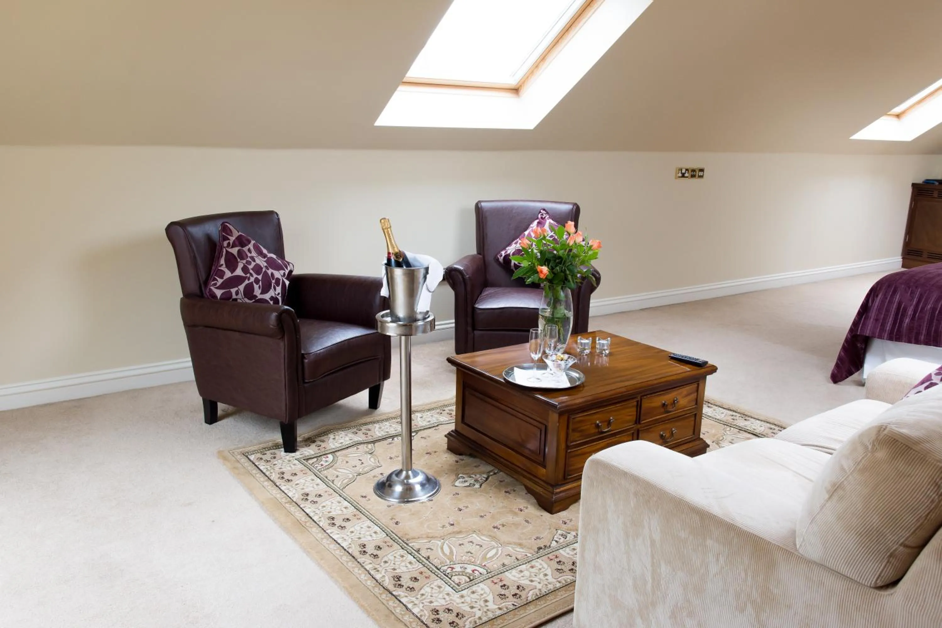 Living room in Baileys Hotel Cashel