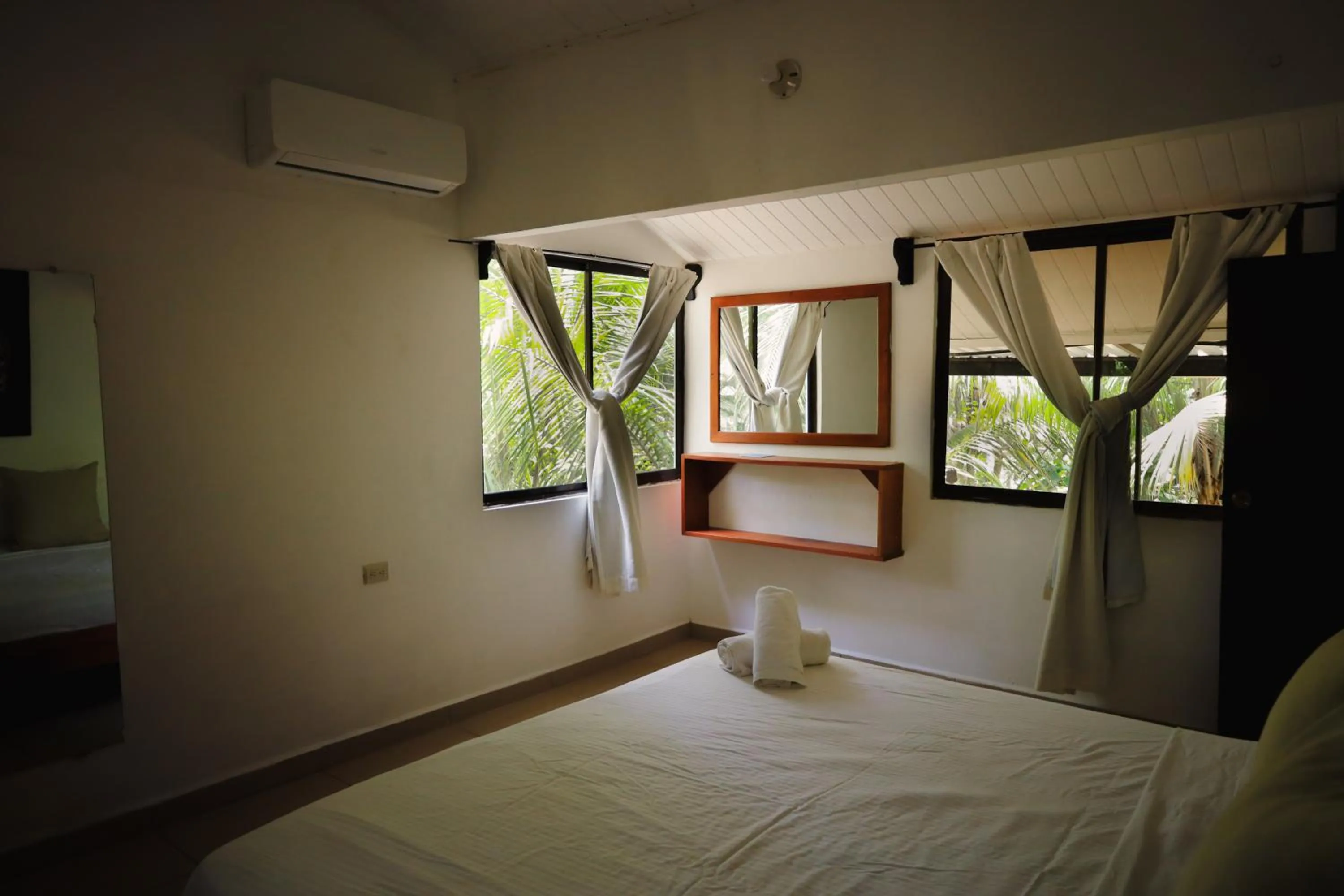 Apartment with Balcony - single occupancy in Zeneidas Surf Garden