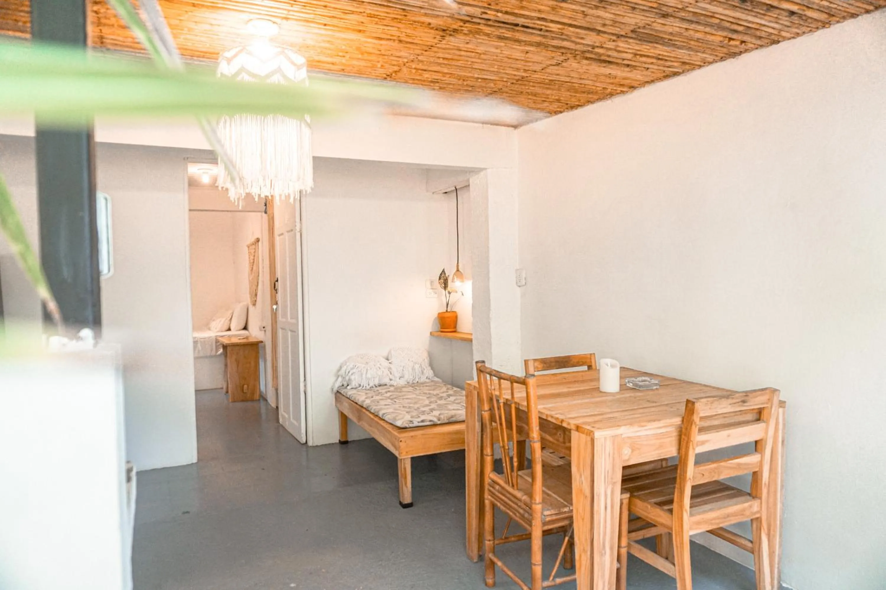 Vacation Home - single occupancy in Zeneidas Surf Garden