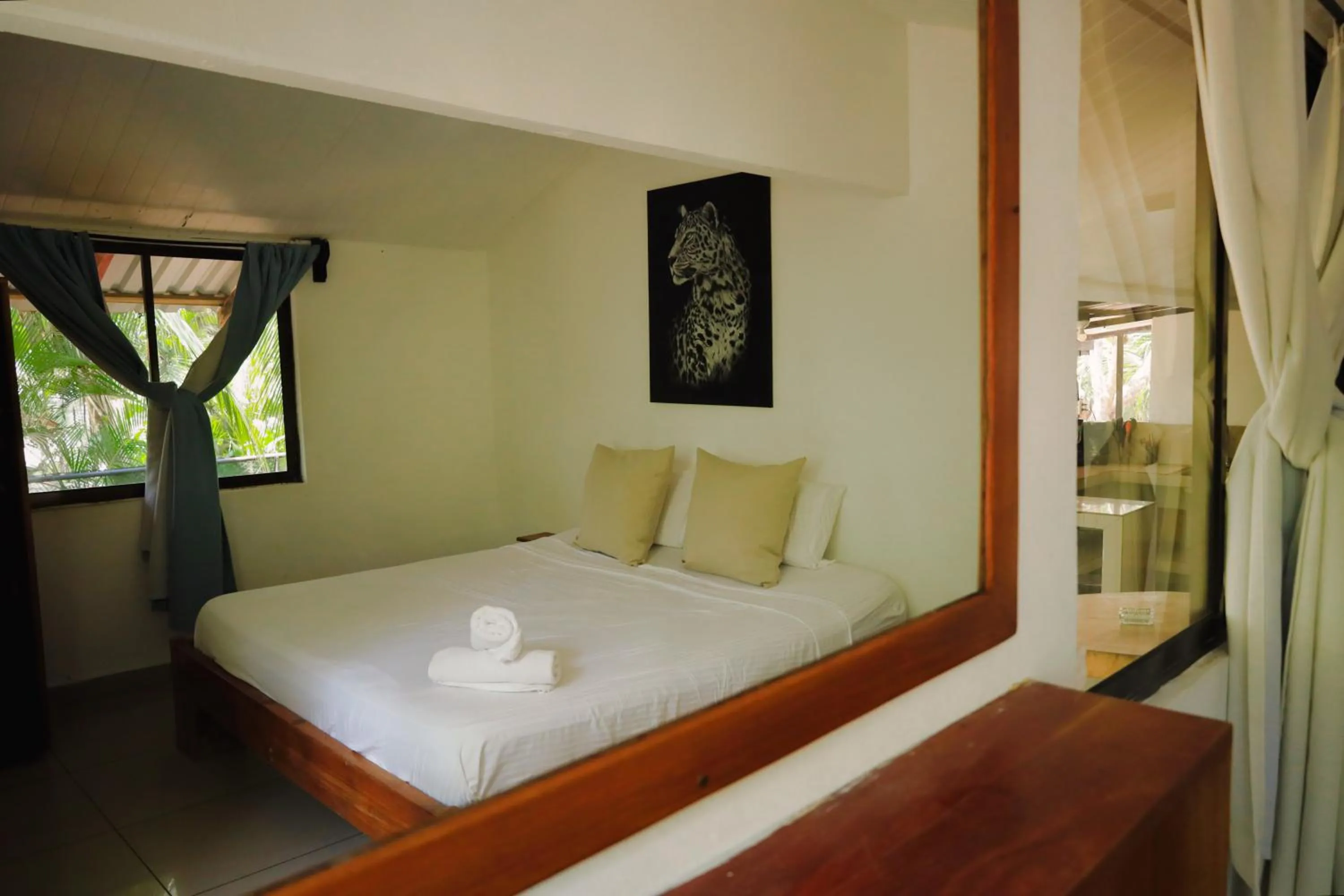 Apartment with Balcony - single occupancy in Zeneidas Surf Garden
