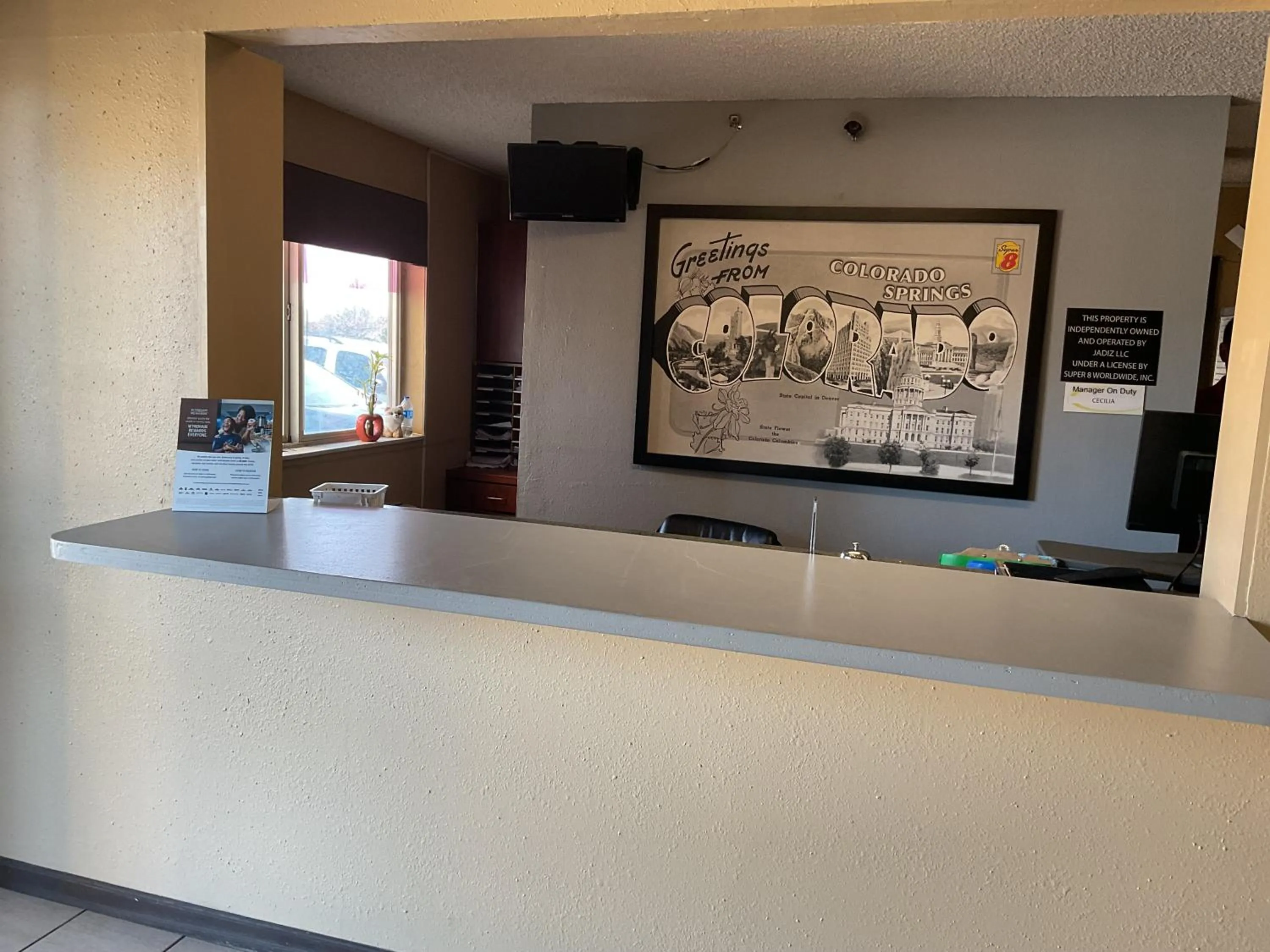 Super 8 by Wyndham Colorado Springs Airport