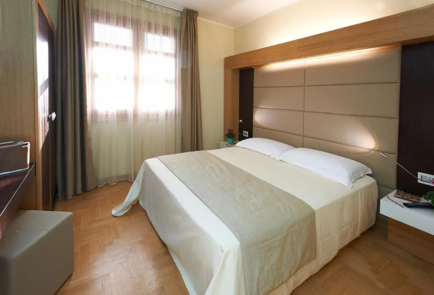 Double Room Single Use in Santa Caterina Hotel & Apartment Double Room Single Use in Santa Caterina Hotel & Apartment