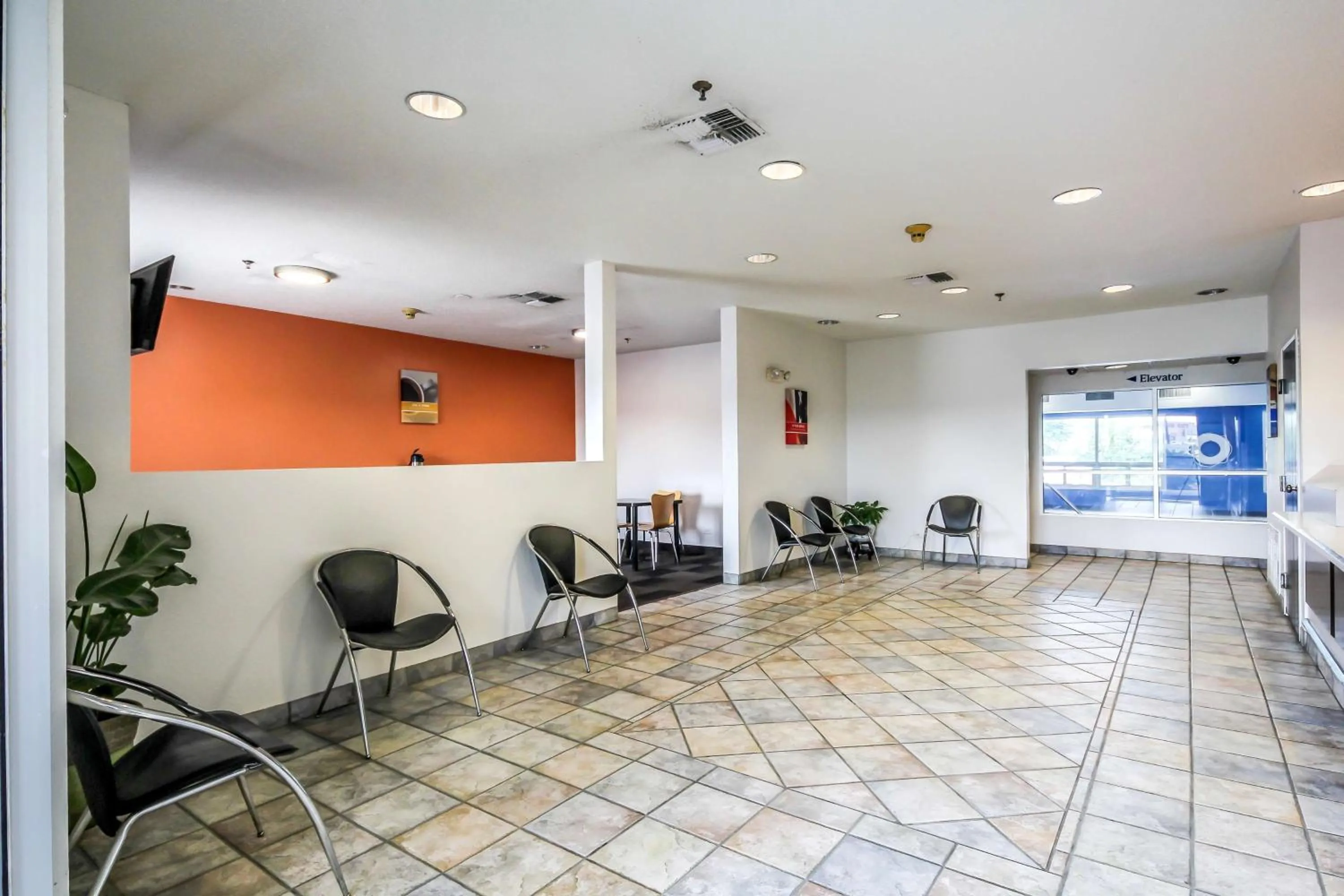 Lobby or reception in Motel 6 New Braunfels