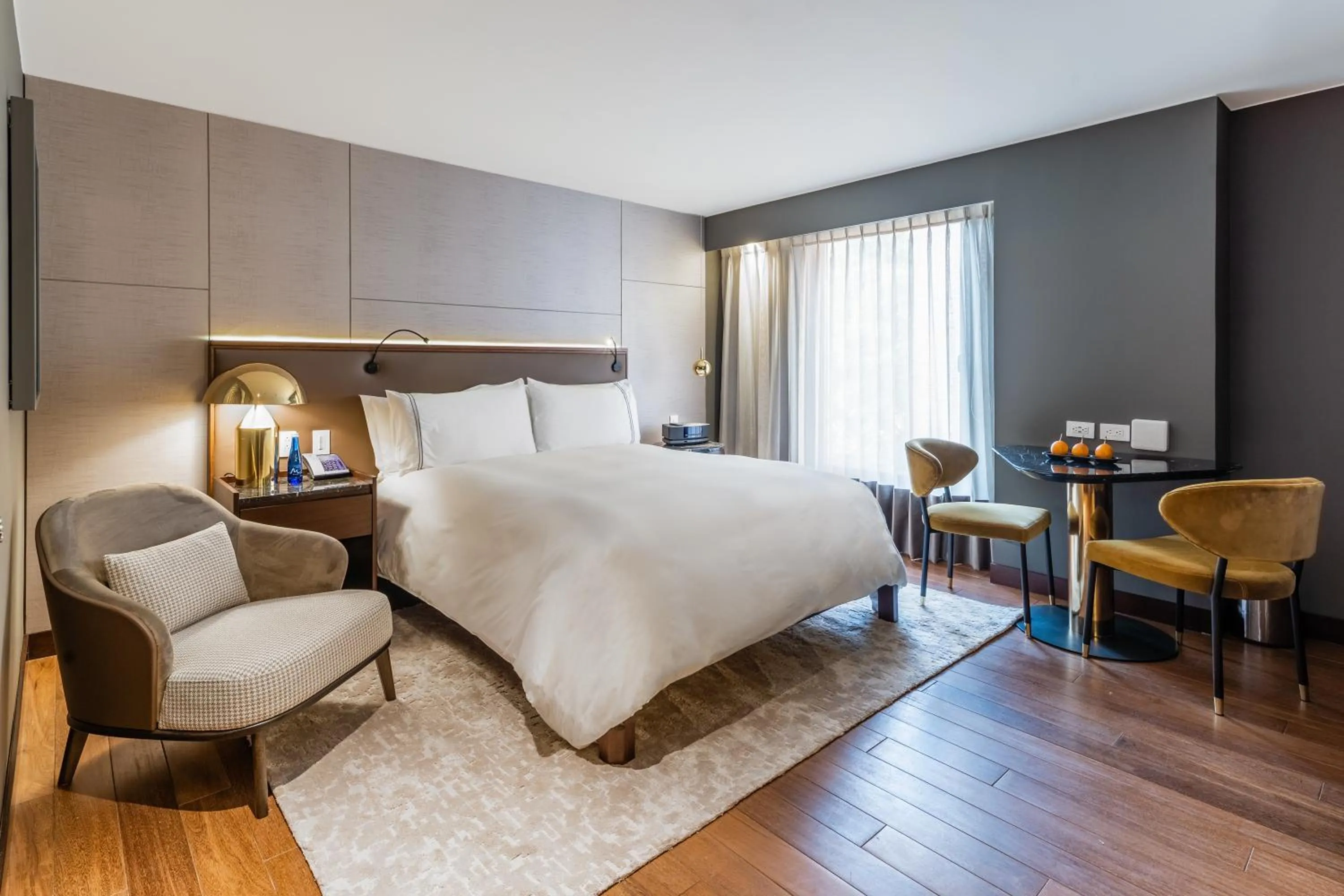 Photo of the whole room, Bed in Sofitel Bogota Victoria Regia