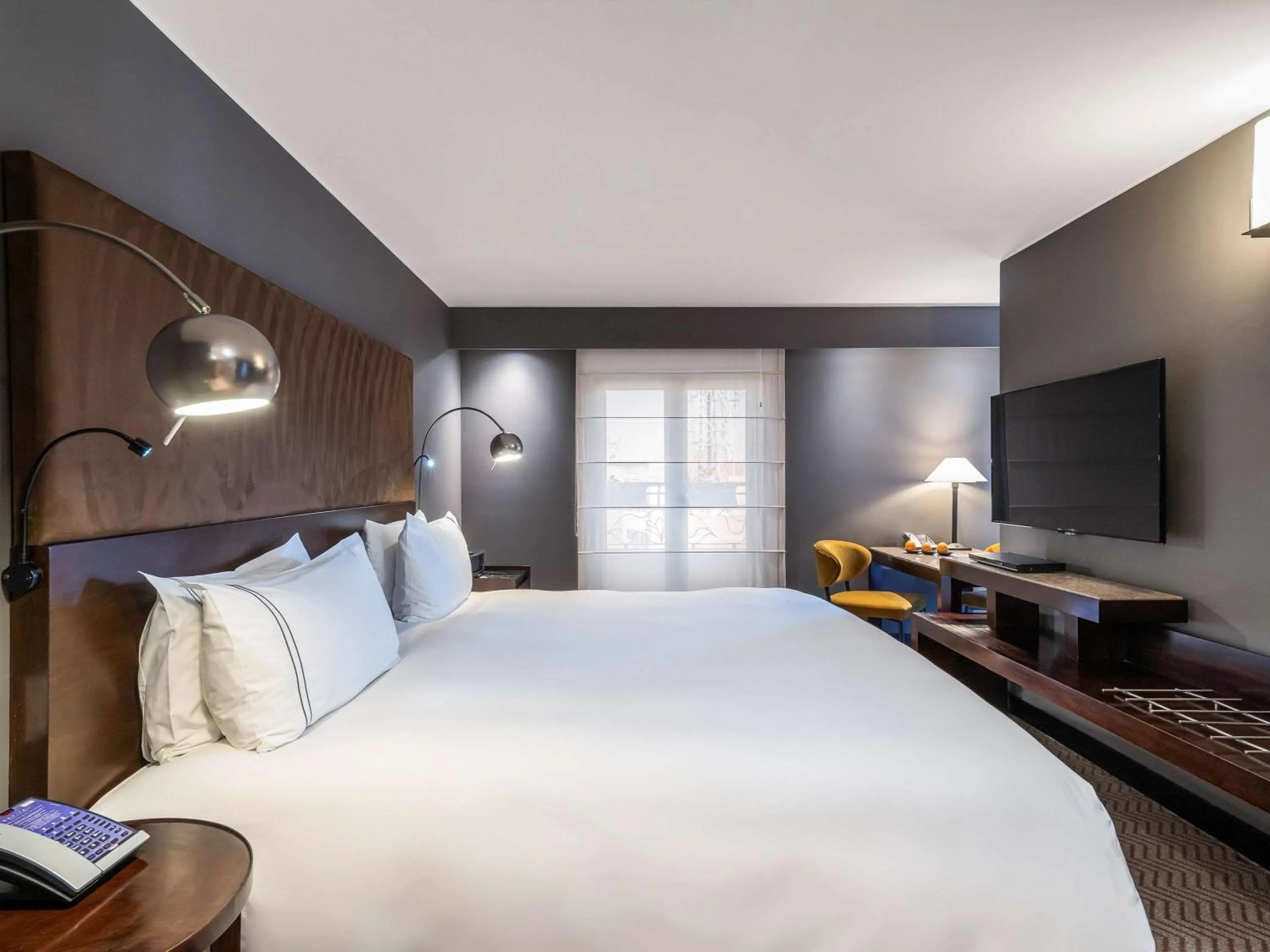 Photo of the whole room, Bed in Sofitel Bogota Victoria Regia