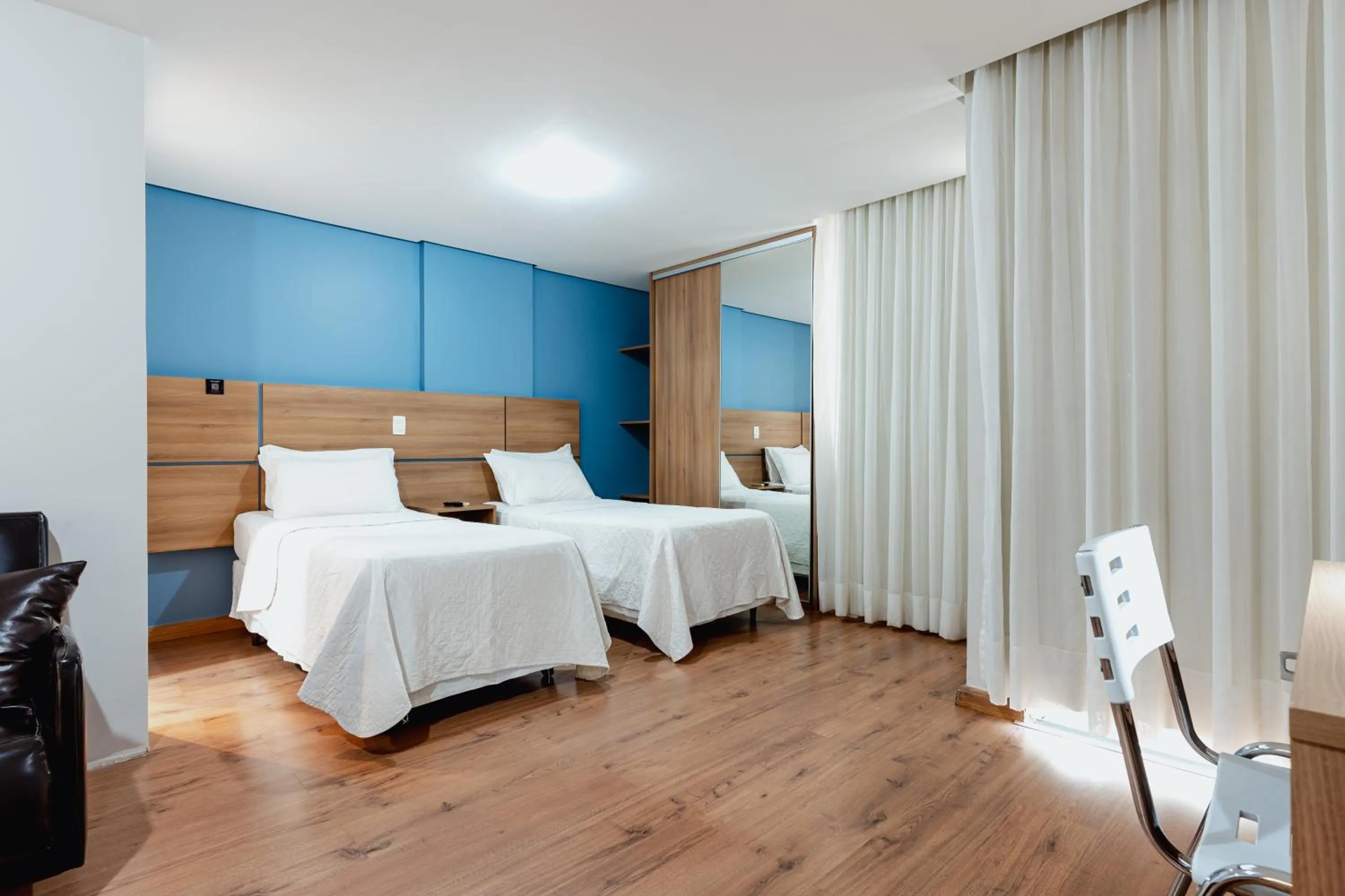 Bedroom, Bed in Victory Suites