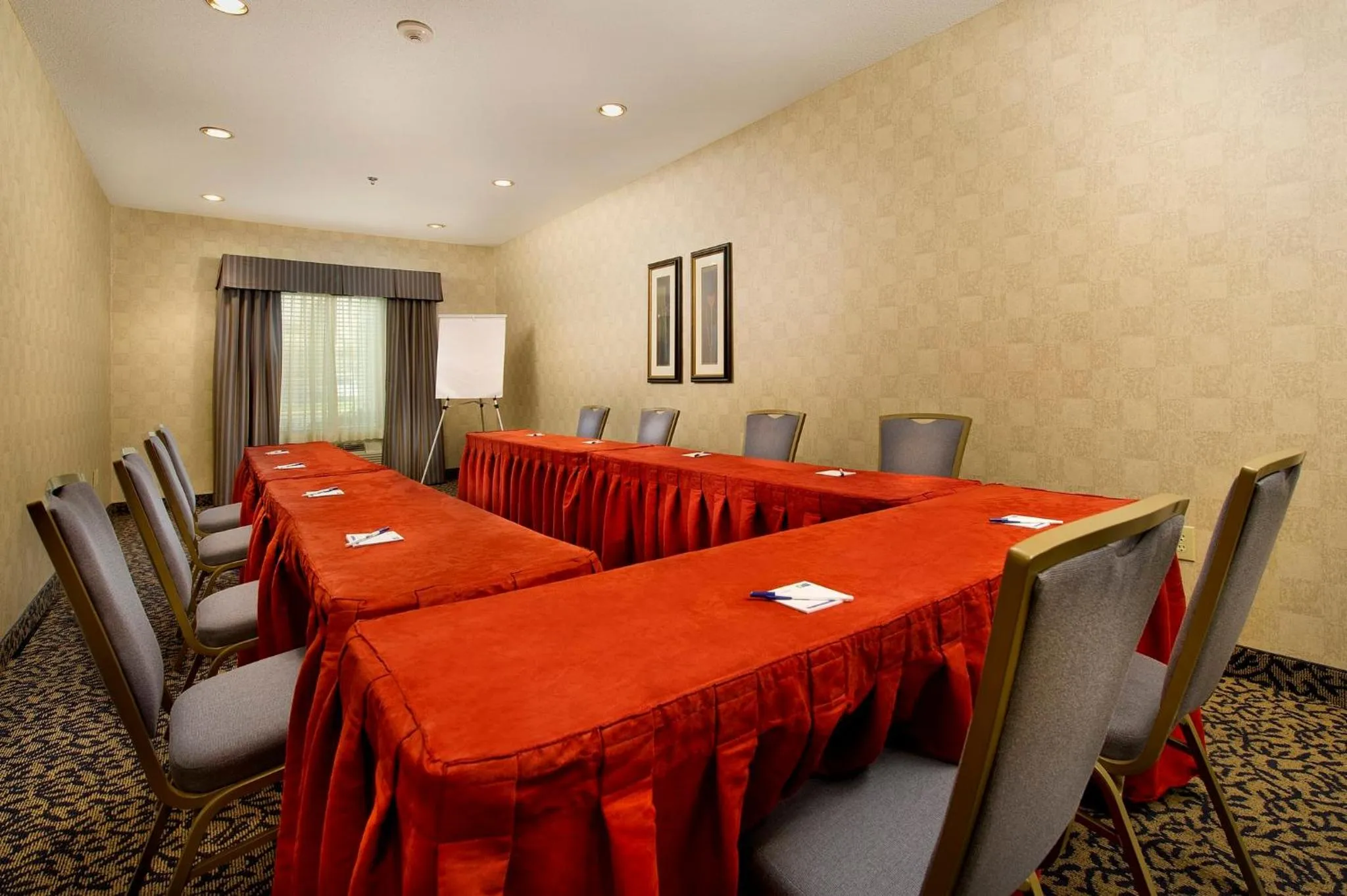 Meeting/conference room in Holiday Inn Express & Suites San Antonio West Sea World Area by IHG