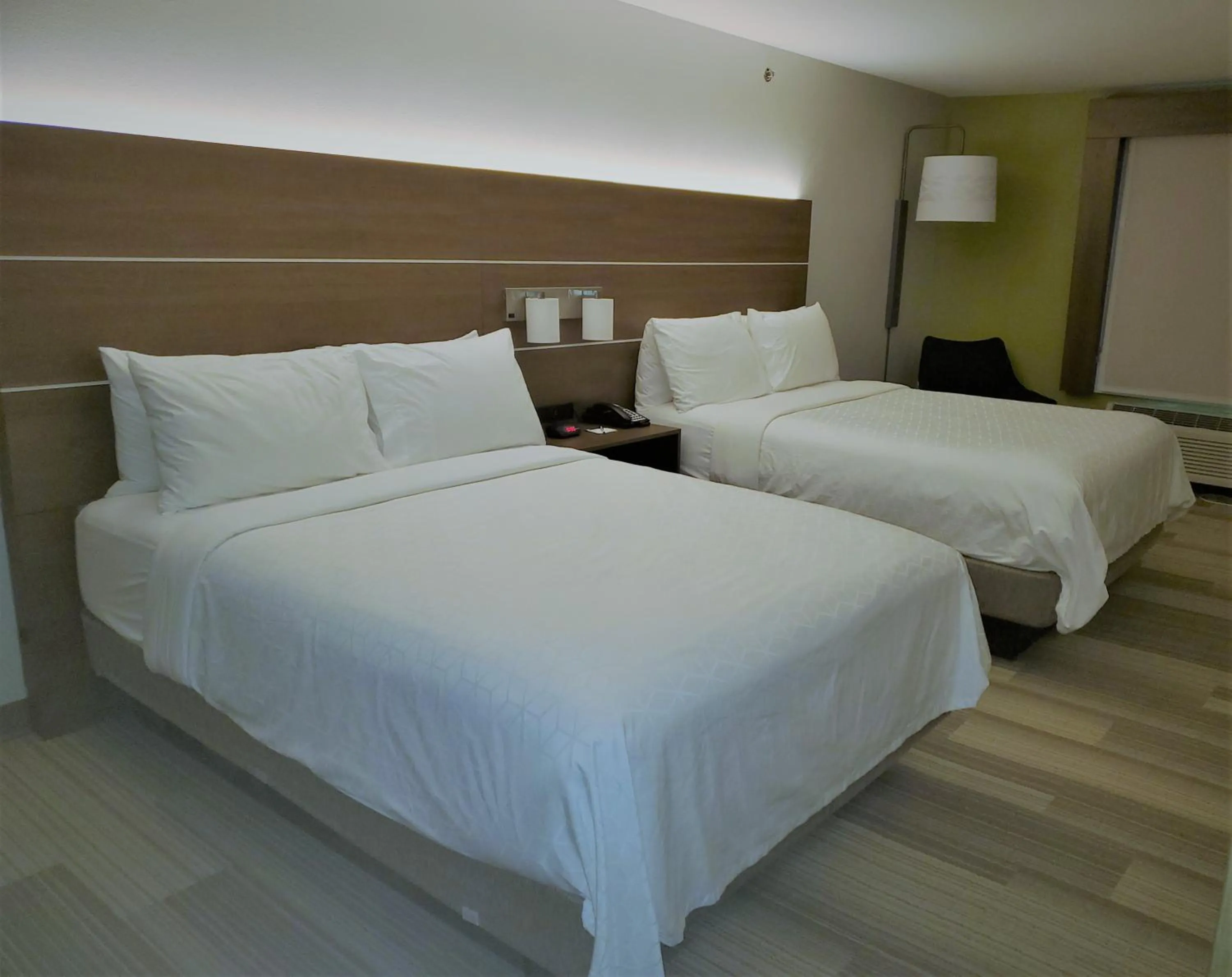 Bed in Holiday Inn Express & Suites San Antonio West Sea World Area by IHG