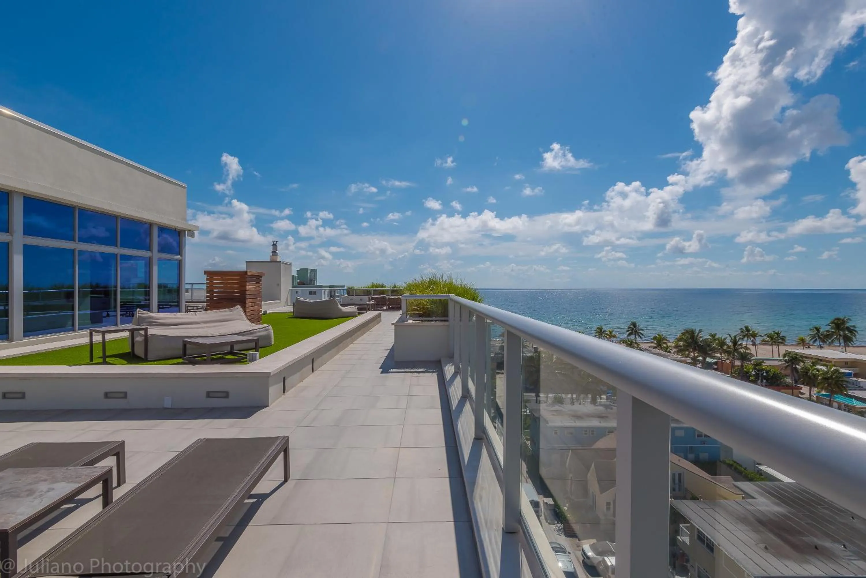 Balcony/Terrace in CH Luxury Condos & Studios On The Beach